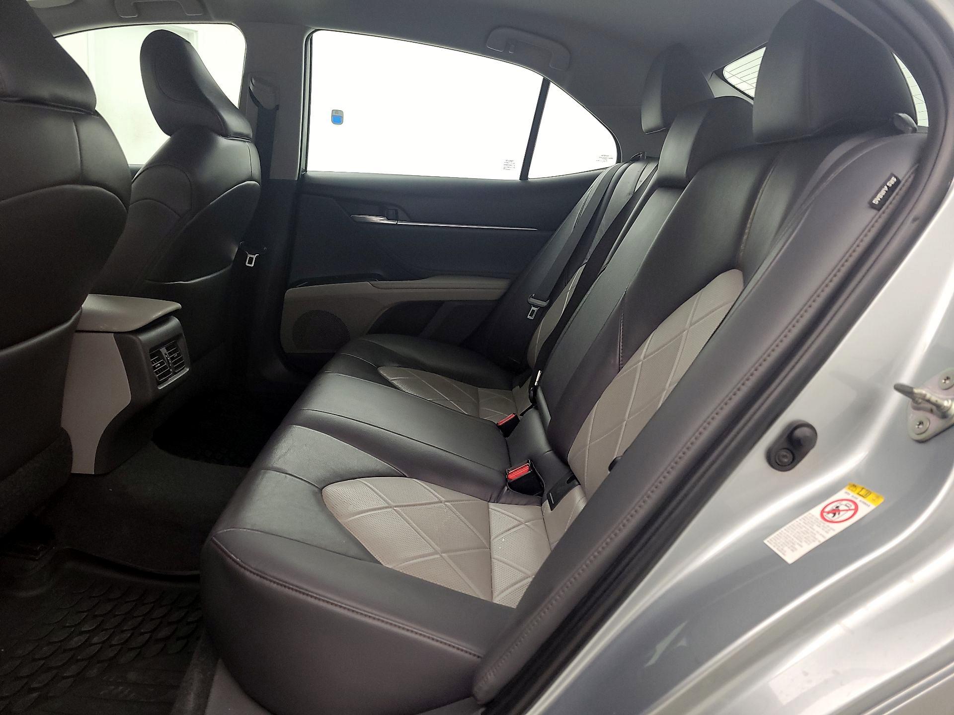 Thumbnail: 2018 Toyota Camry - 19