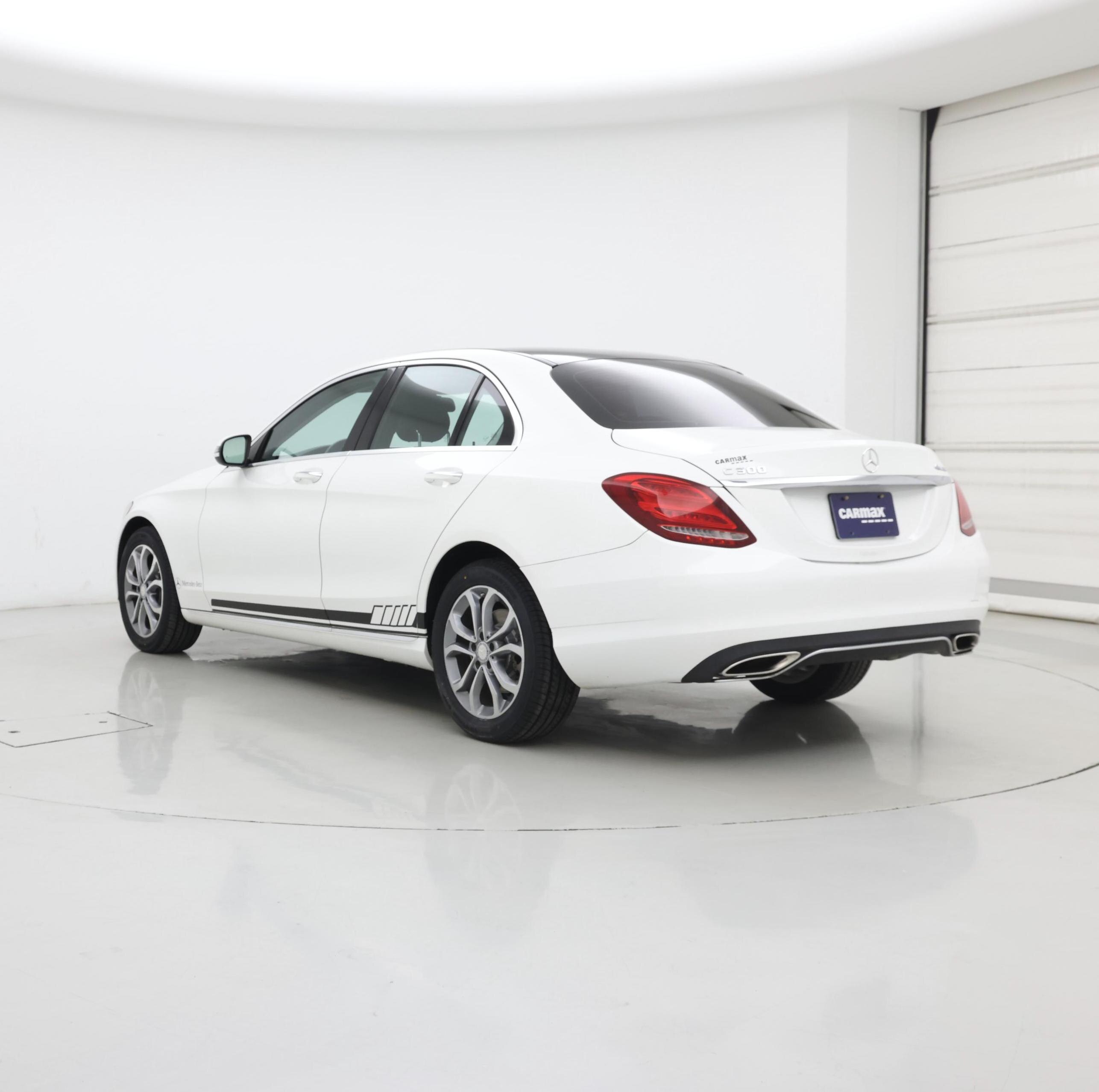 Thumbnail: 2017 Mercedes-Benz C-Class - 2
