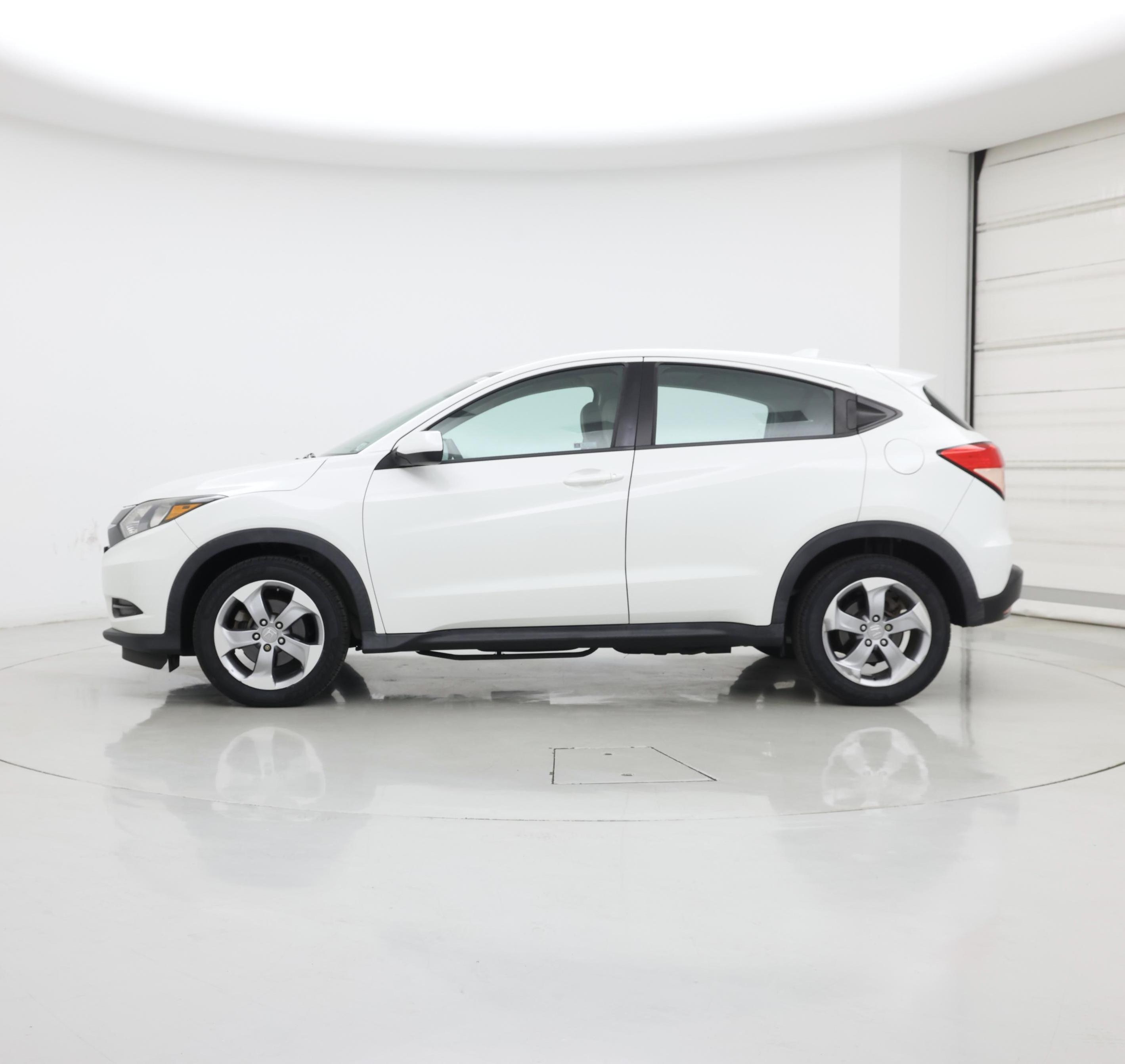 Thumbnail: 2018 Honda HR-V - 3