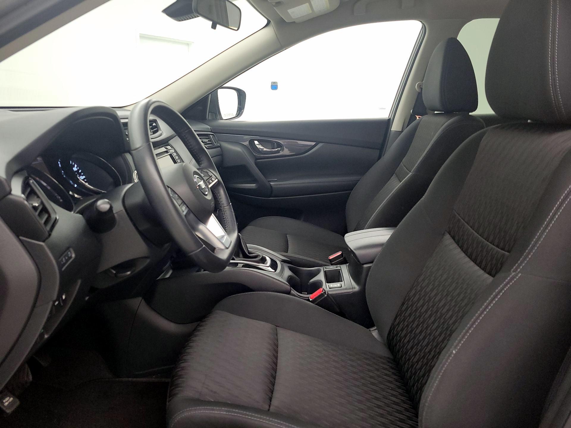 Thumbnail: 2020 Nissan Rogue - 11