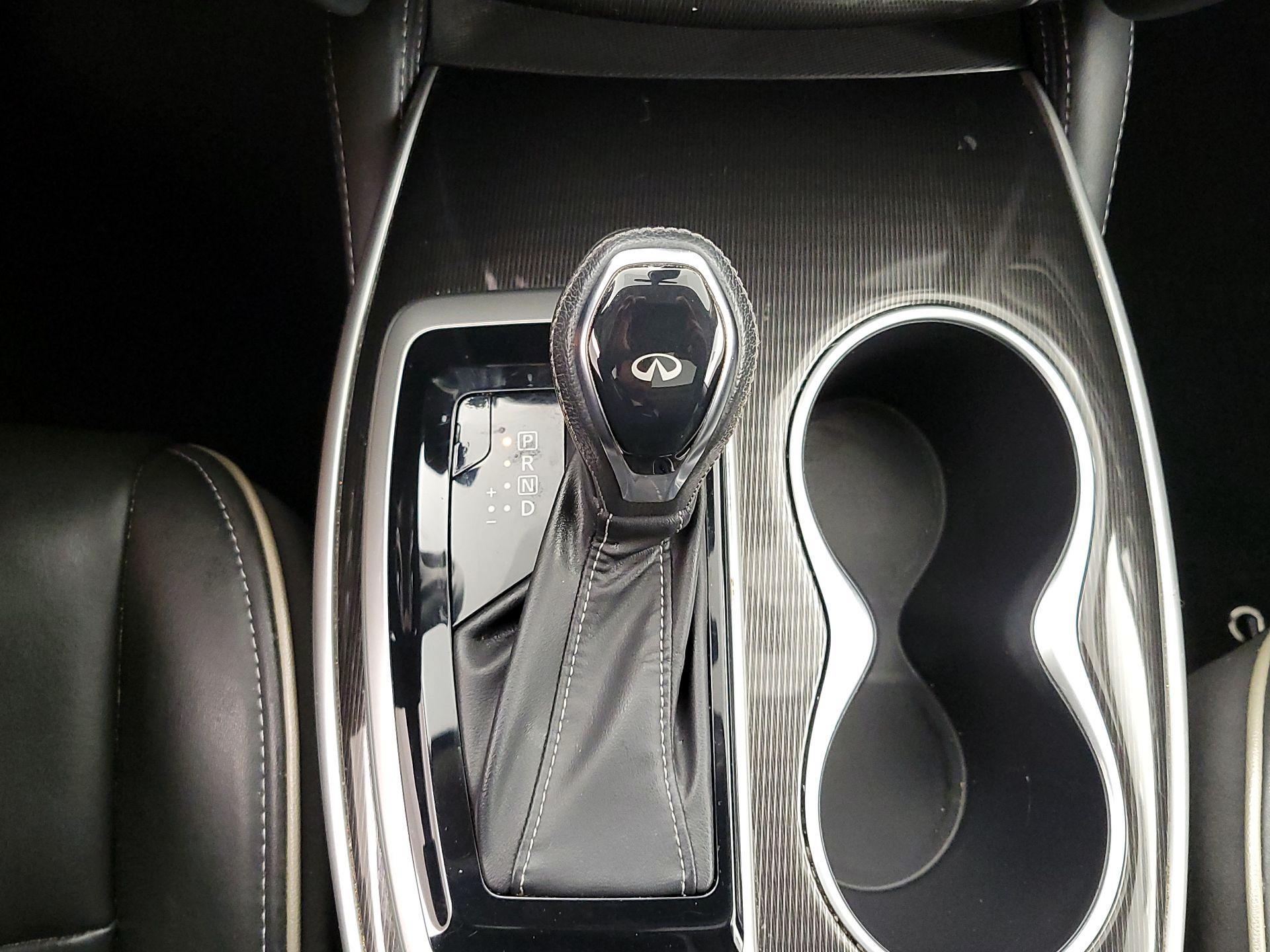 Thumbnail: 2019 INFINITI QX60 - 17