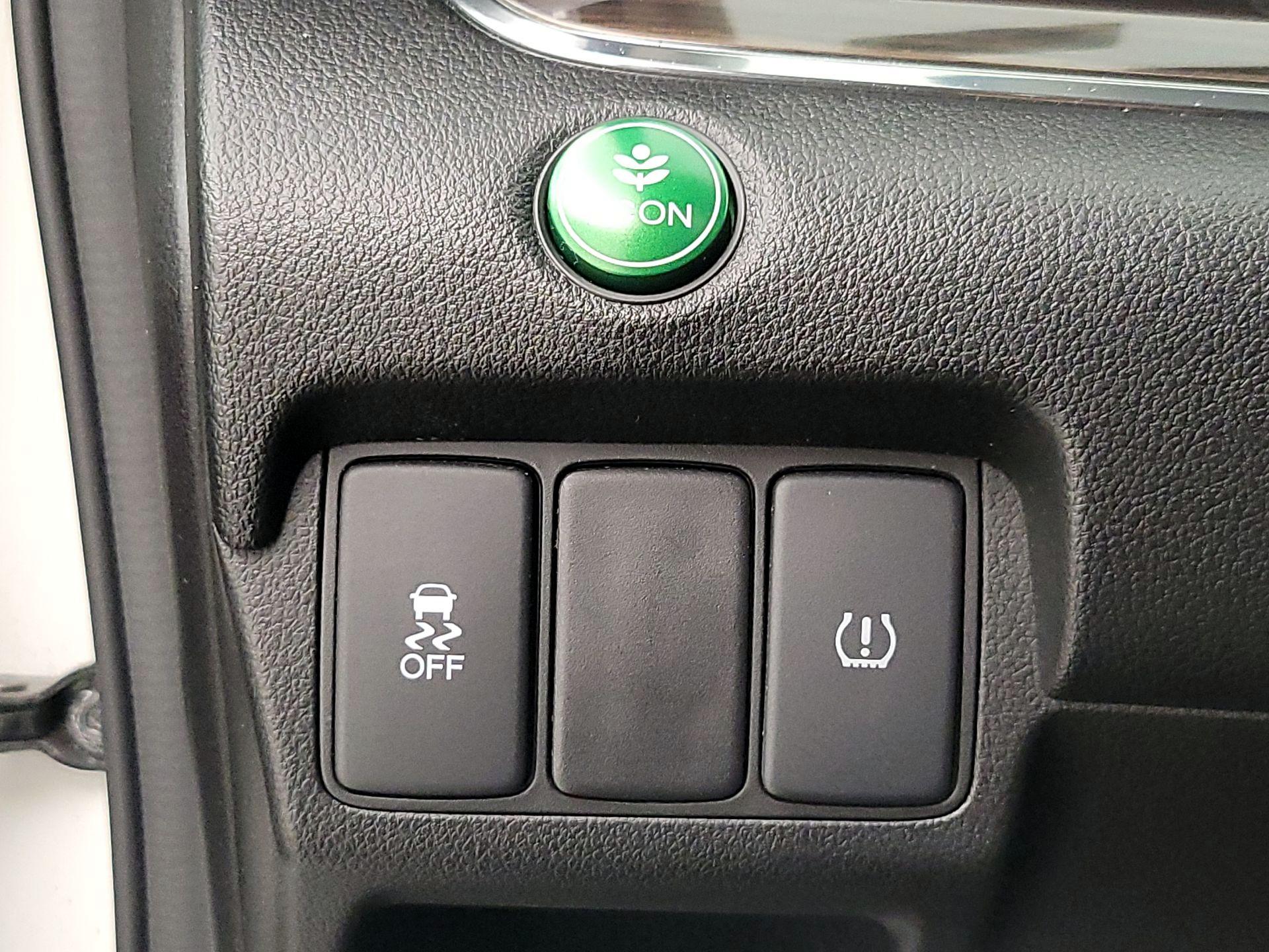 Thumbnail: 2015 Honda CR-V - 13