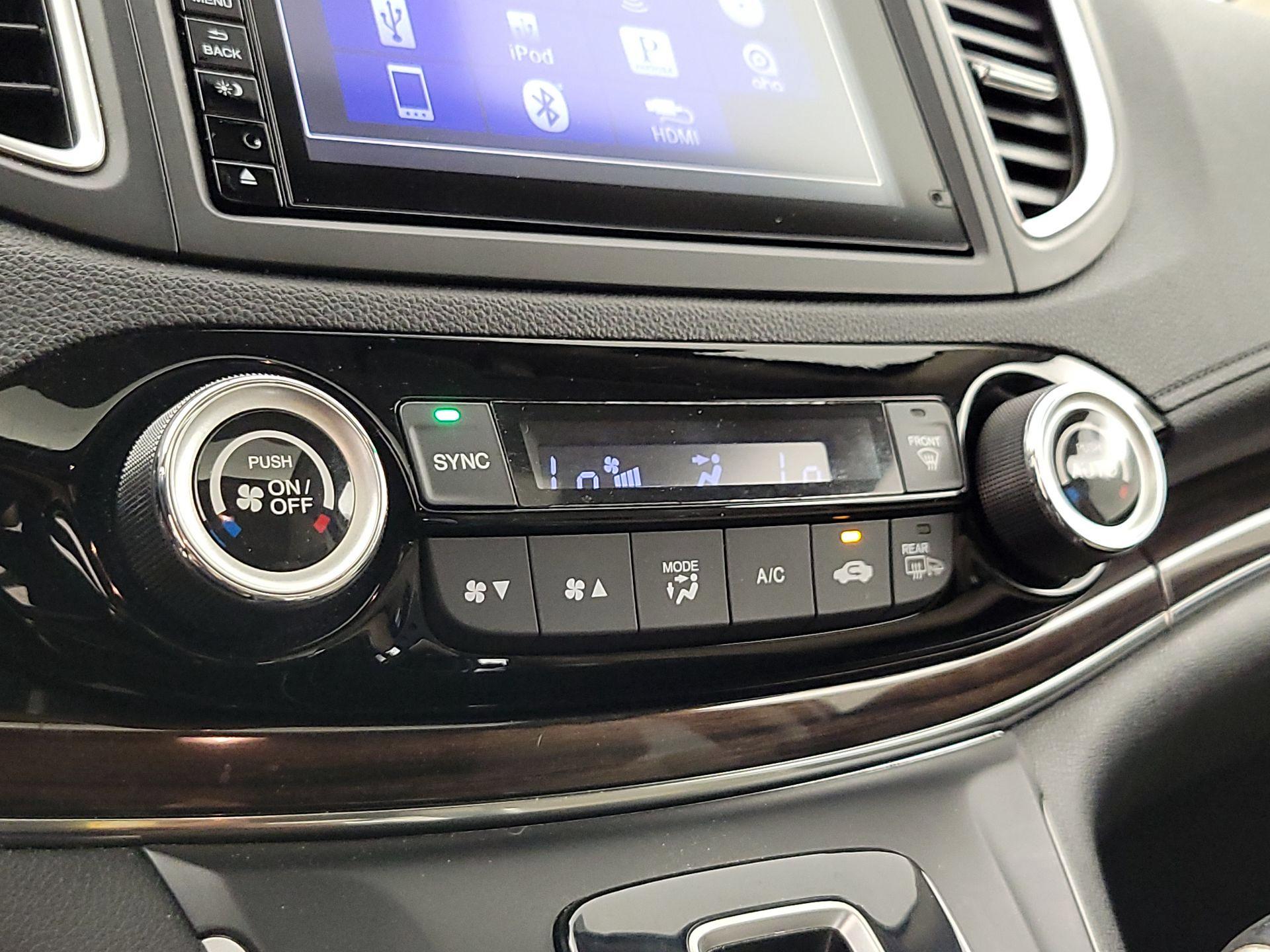 Thumbnail: 2015 Honda CR-V - 17