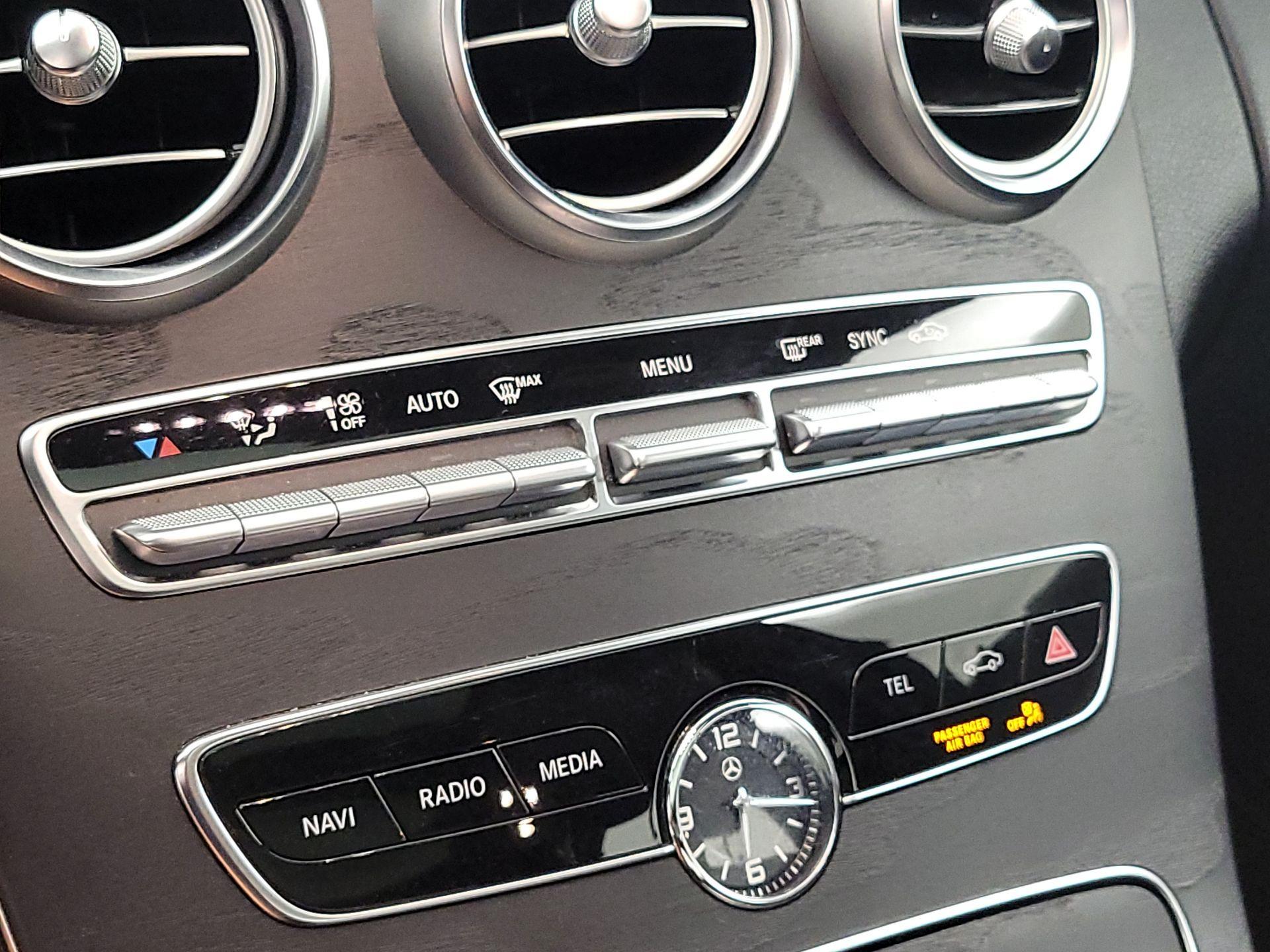 Thumbnail: 2019 Mercedes-Benz C-Class - 16