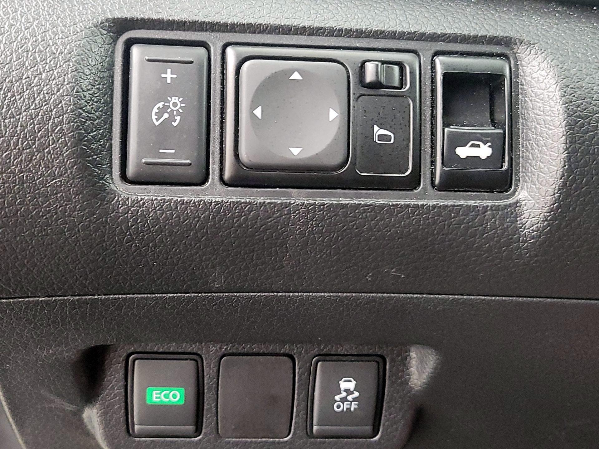 Thumbnail: 2019 Nissan Sentra - 13