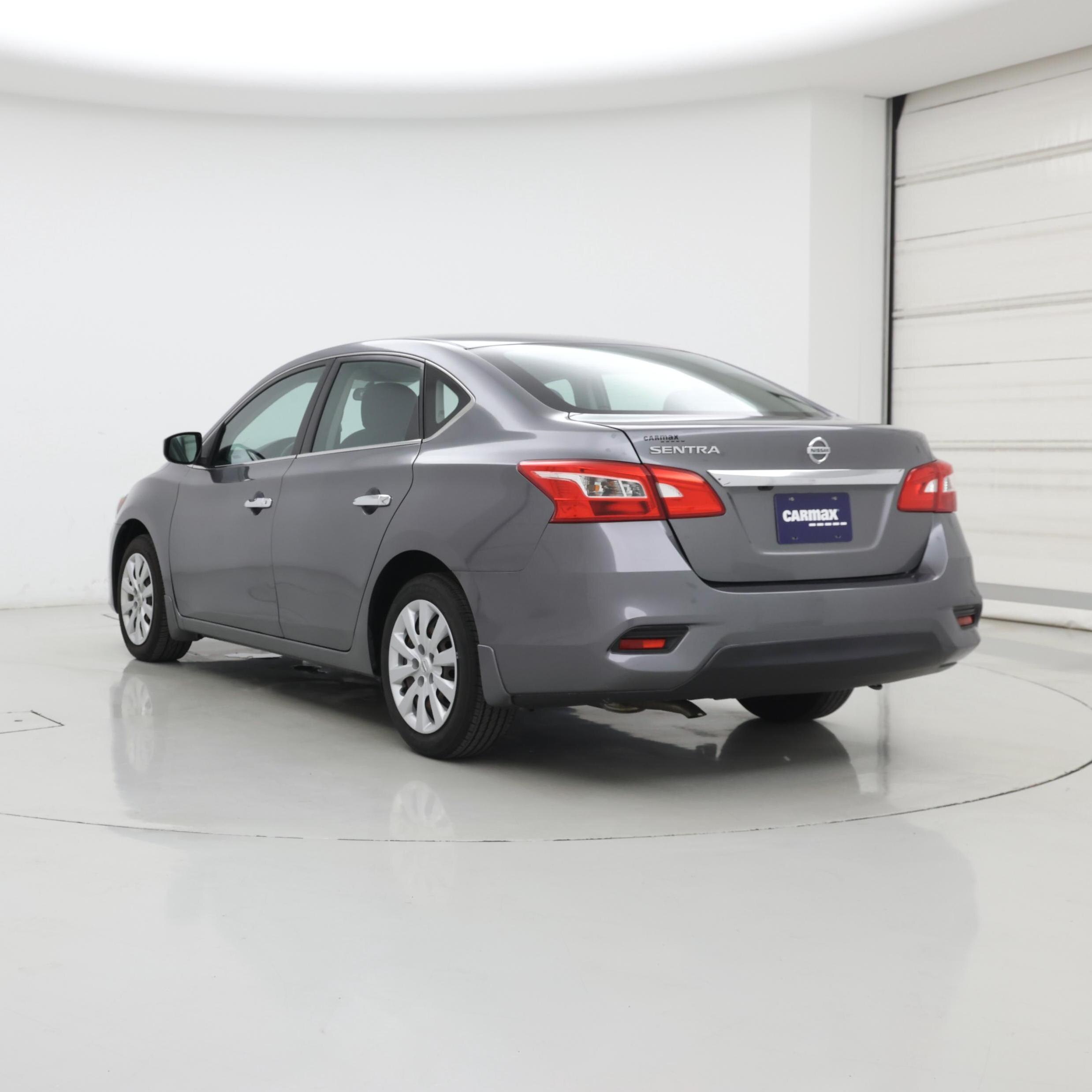 Thumbnail: 2019 Nissan Sentra - 2