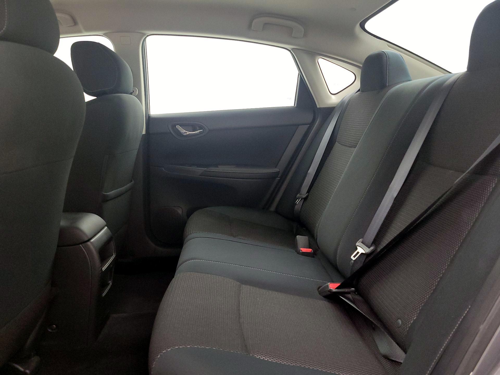 Thumbnail: 2019 Nissan Sentra - 19