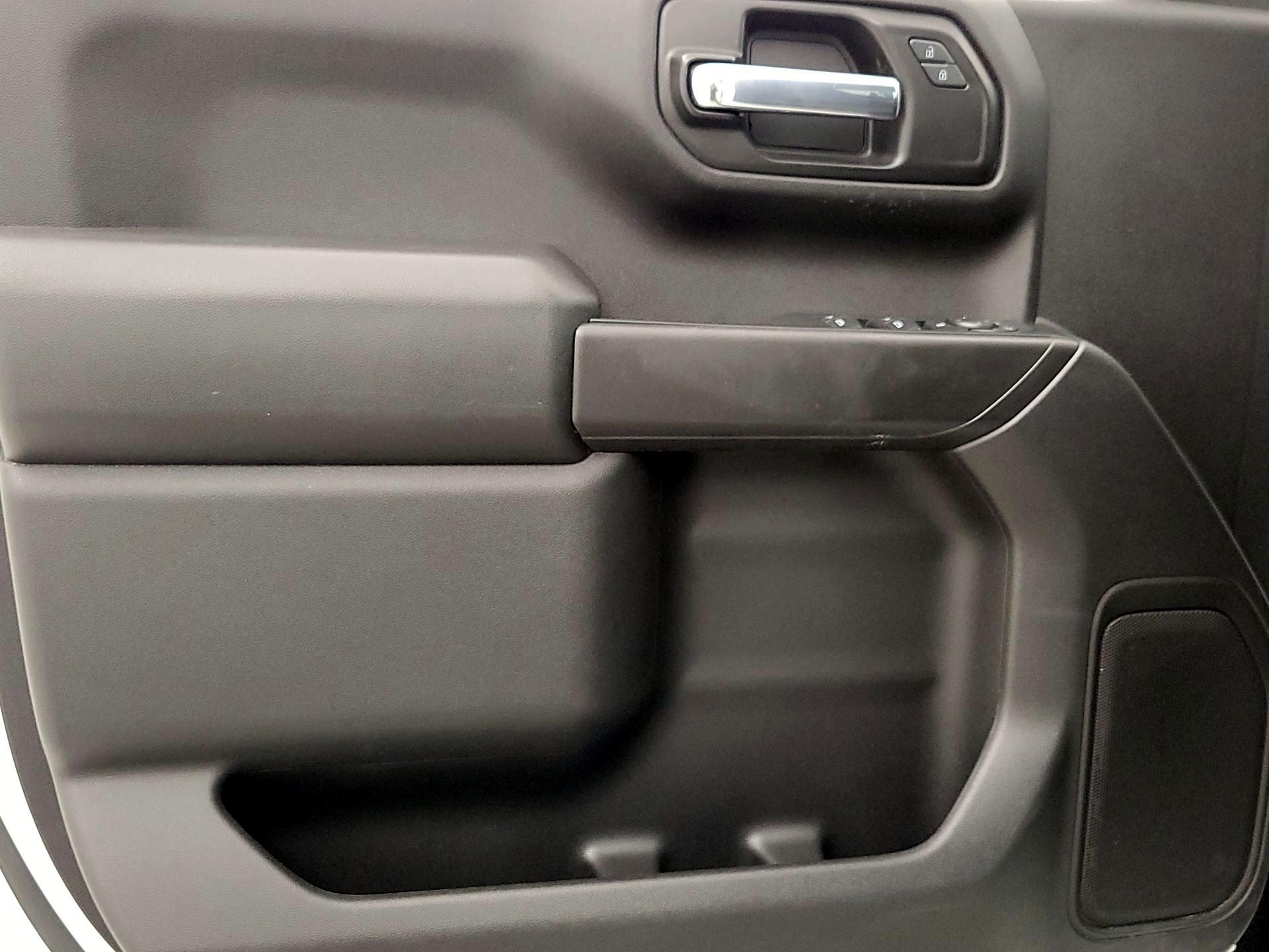 Thumbnail: 2021 Chevrolet Silverado 1500 - 12