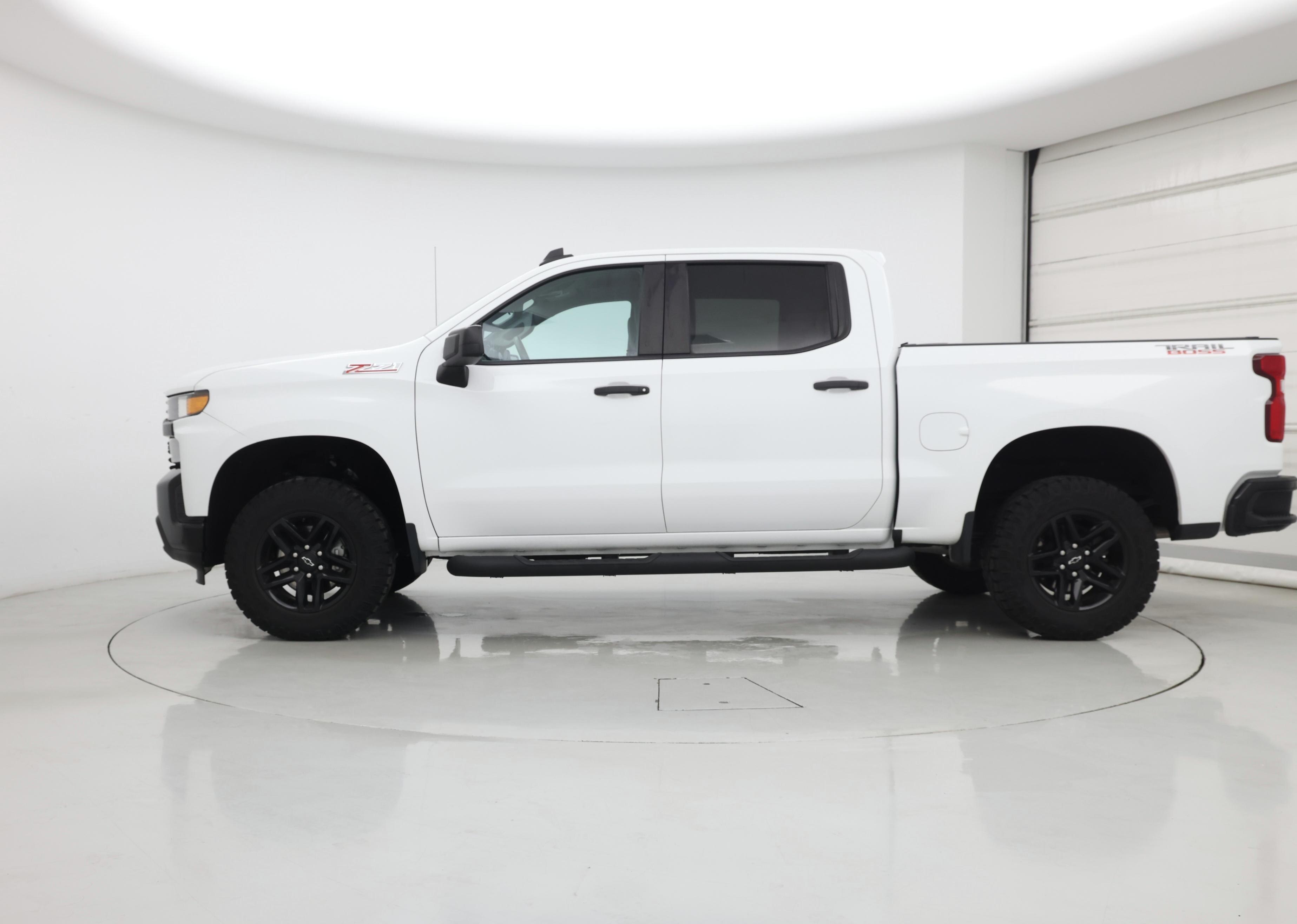 Thumbnail: 2021 Chevrolet Silverado 1500 - 3