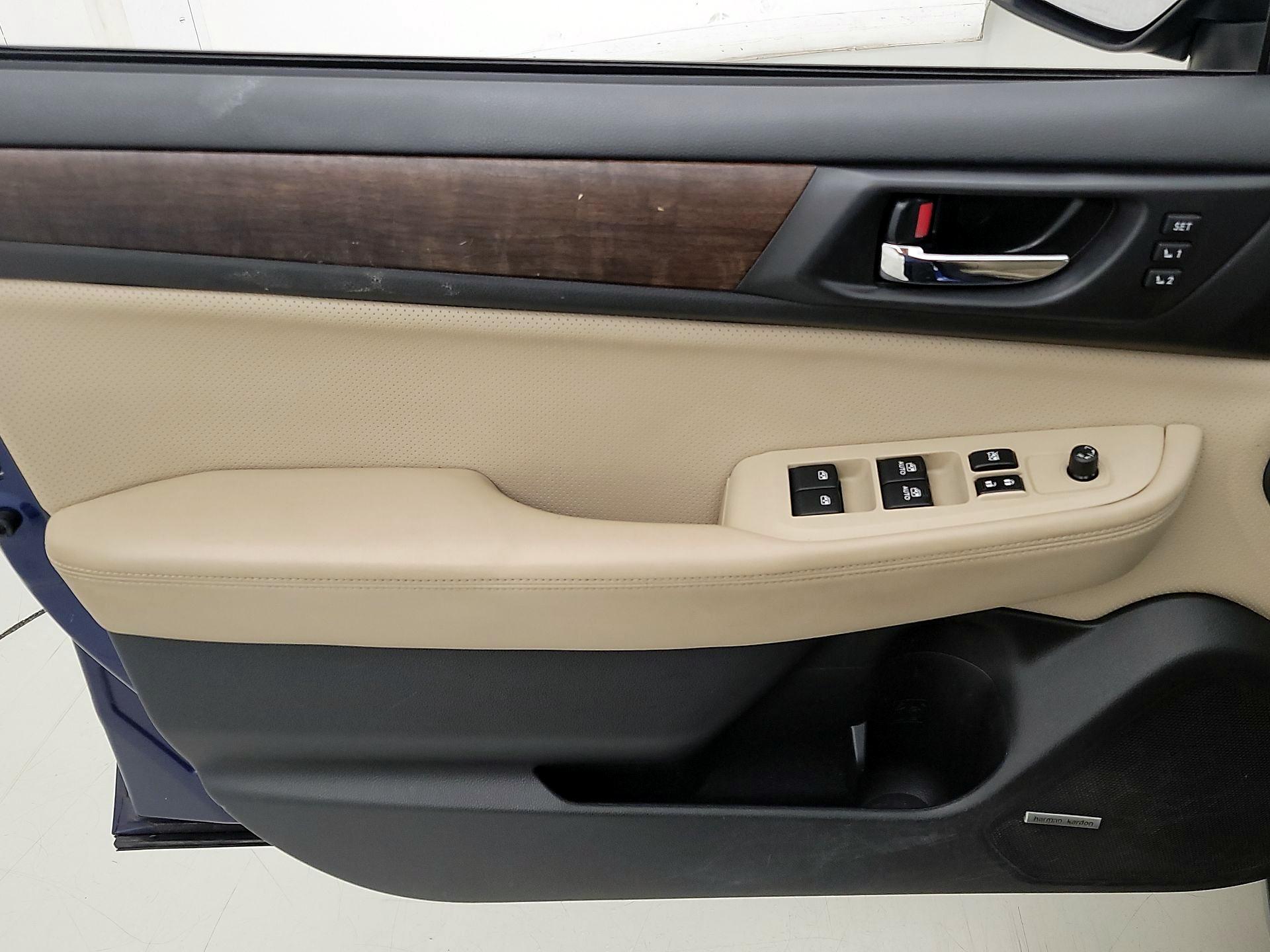 Thumbnail: 2015 Subaru Outback - 12