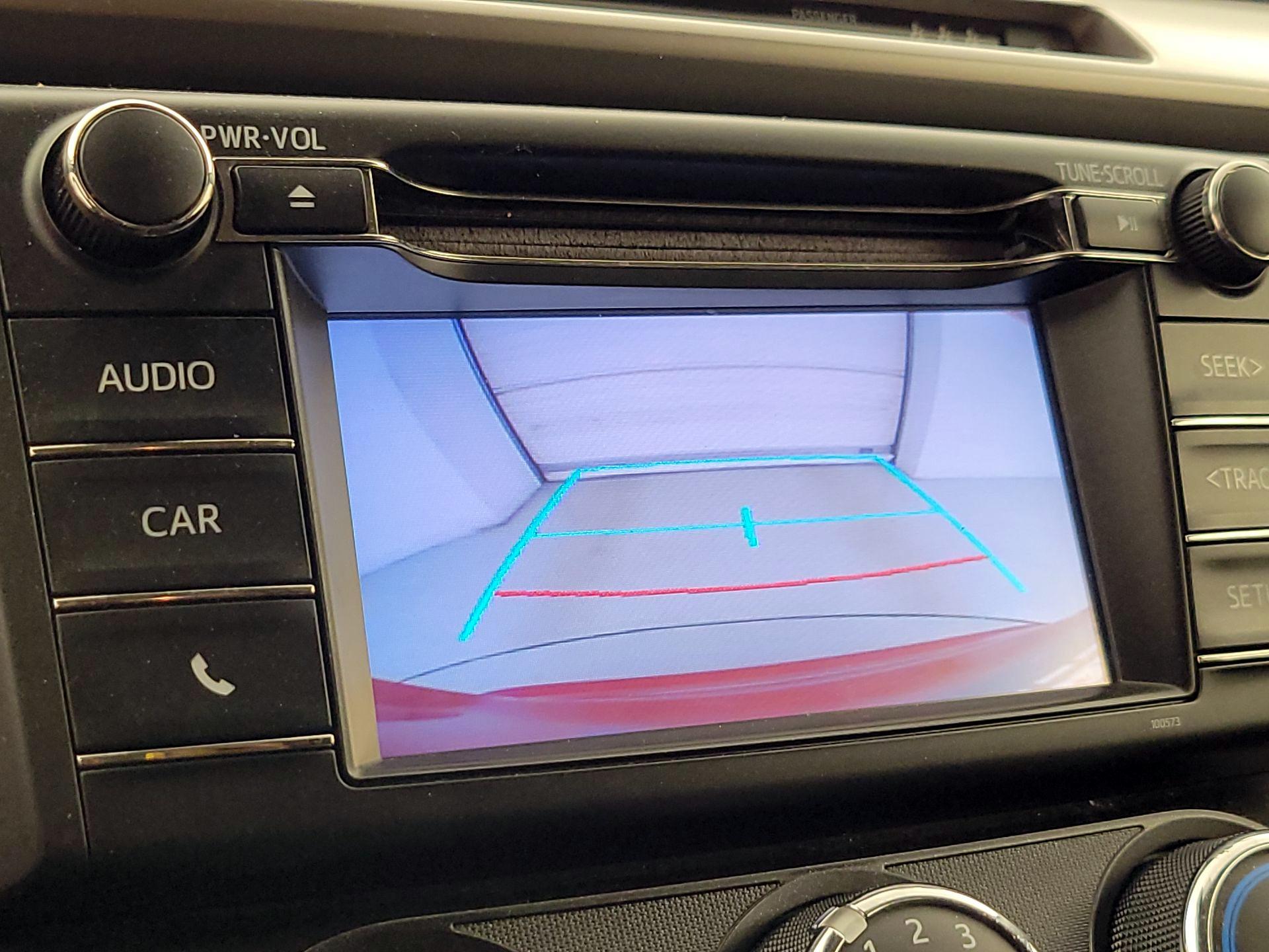 Thumbnail: 2017 Toyota RAV4 - 14