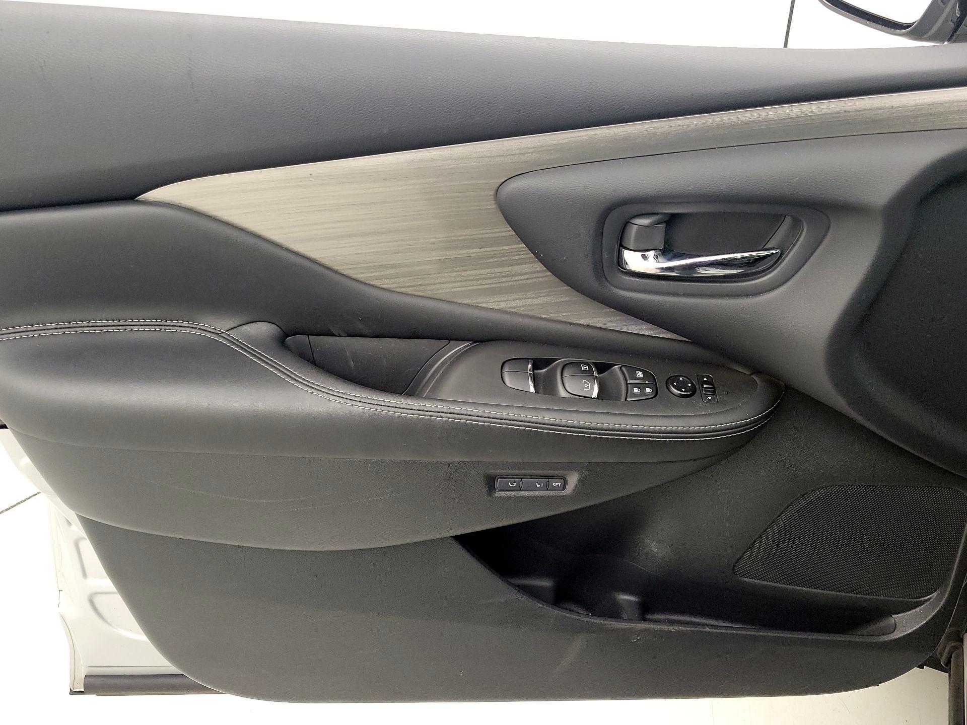 Thumbnail: 2015 Nissan Murano - 12