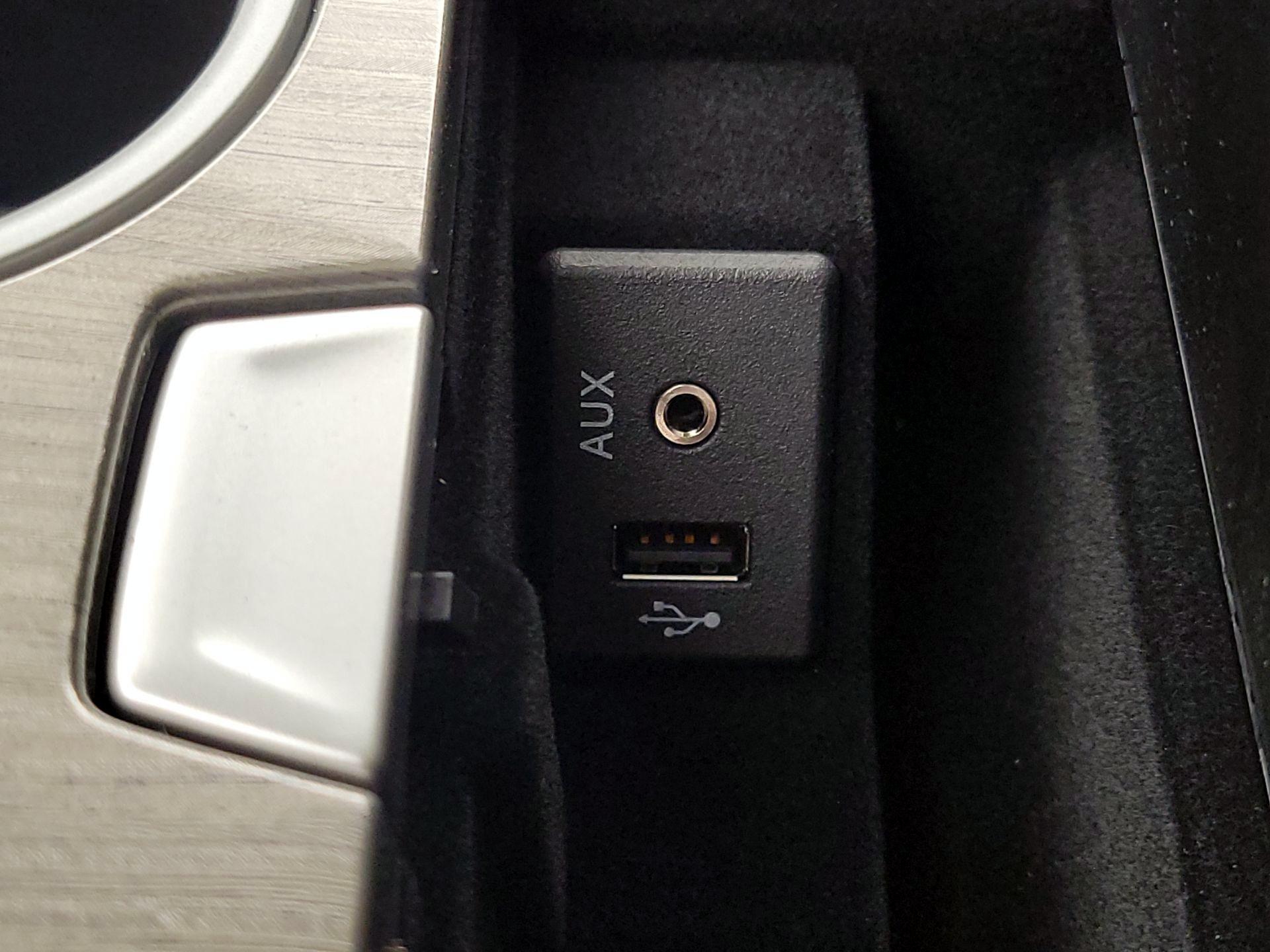 Thumbnail: 2015 Nissan Murano - 19
