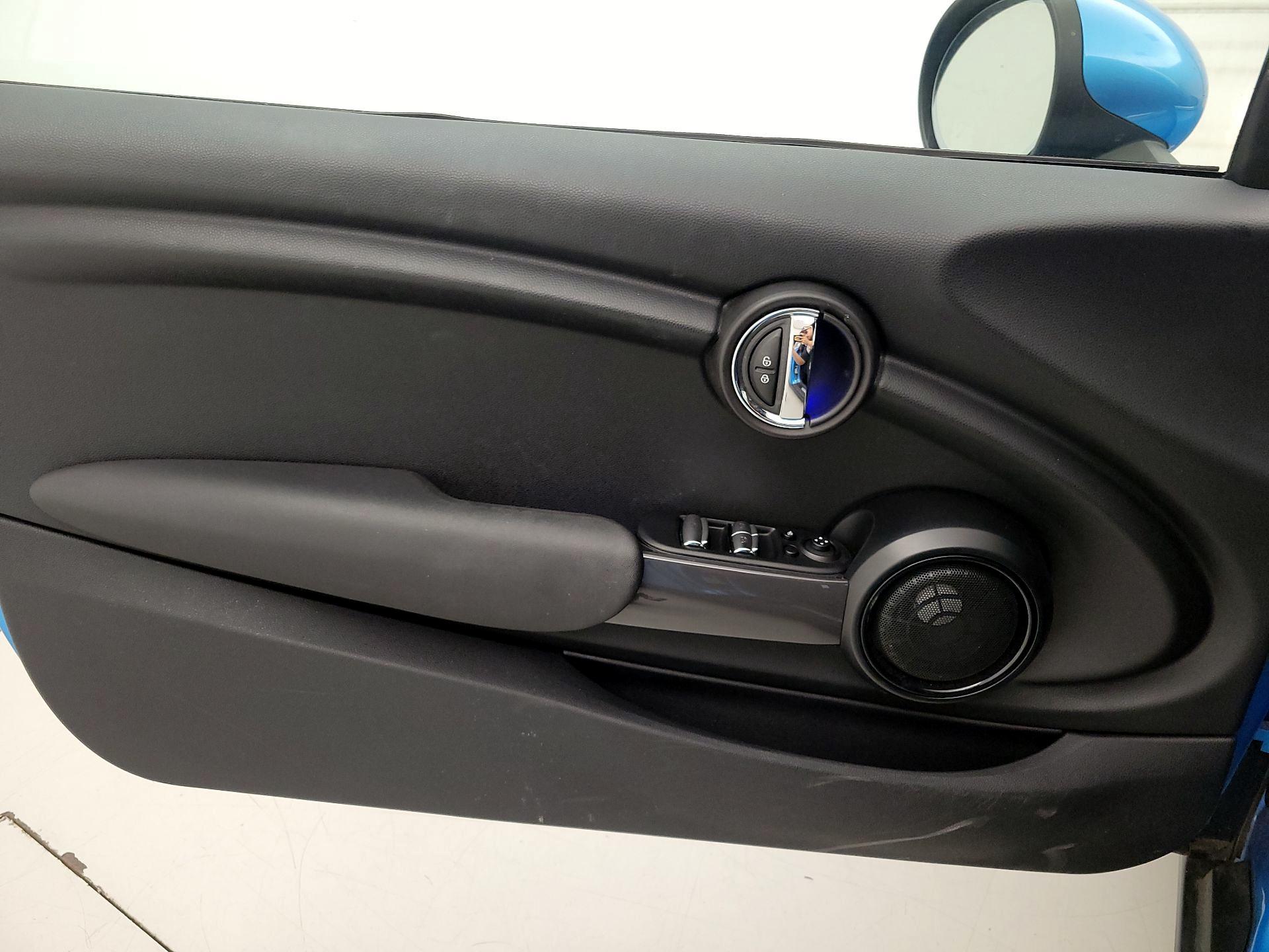 Thumbnail: 2016 MINI Cooper - 12