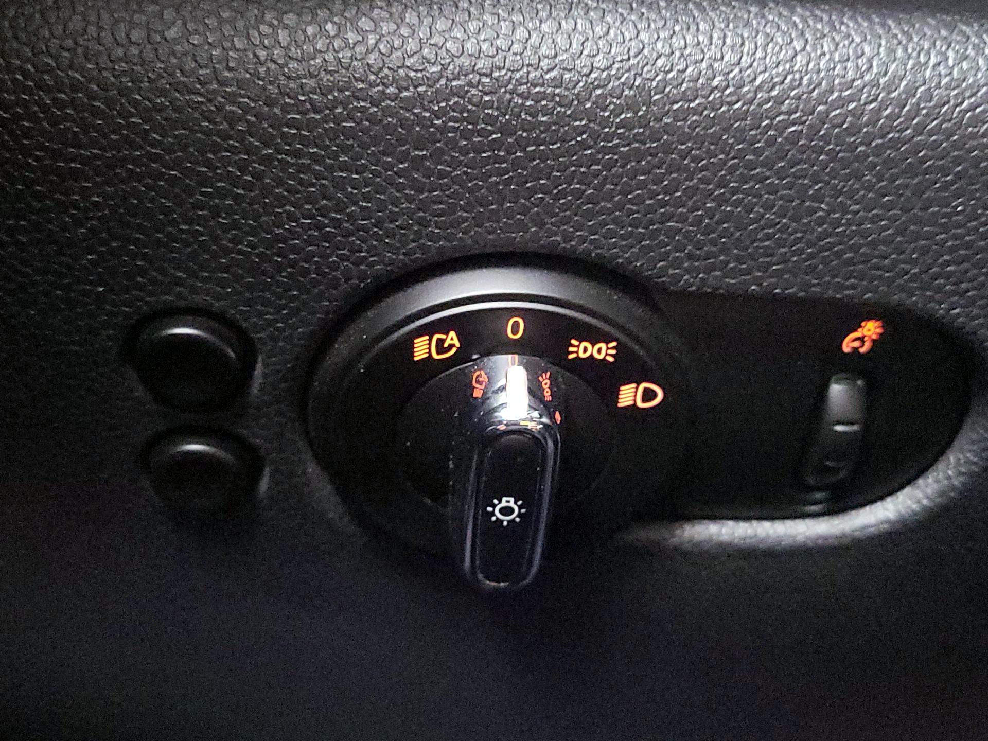 Thumbnail: 2016 MINI Cooper - 13