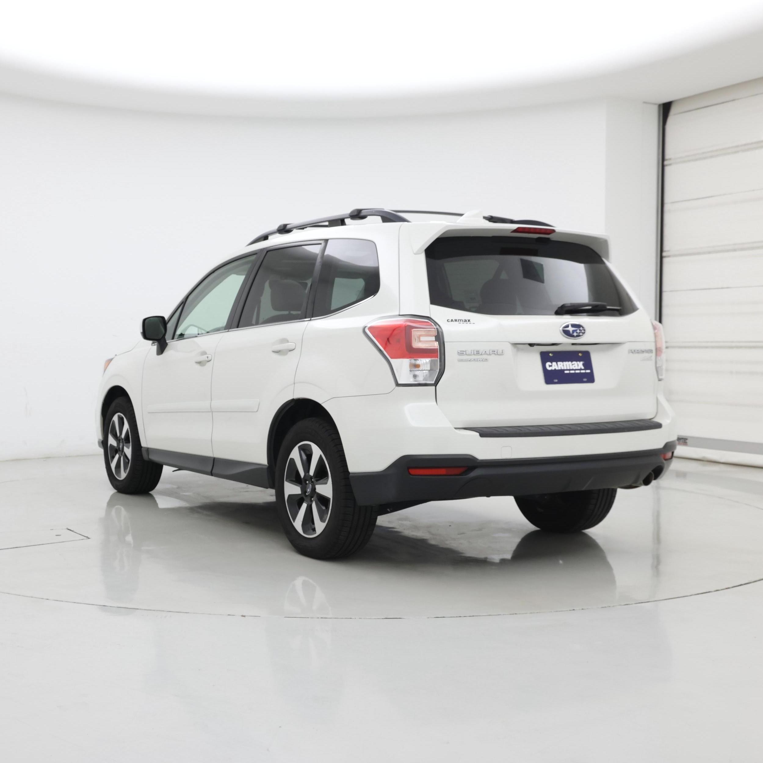 Thumbnail: 2017 Subaru Forester - 2