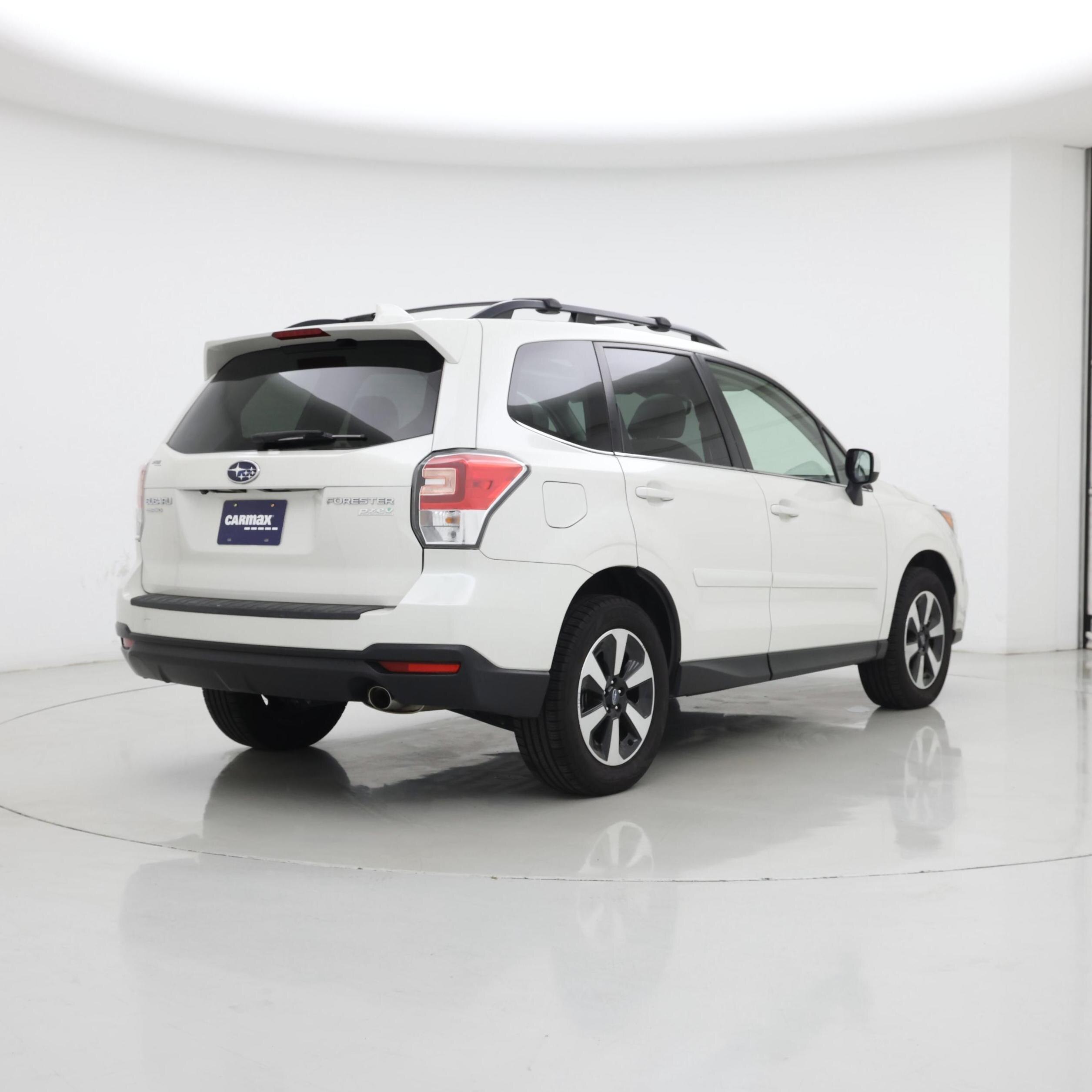 Thumbnail: 2017 Subaru Forester - 8