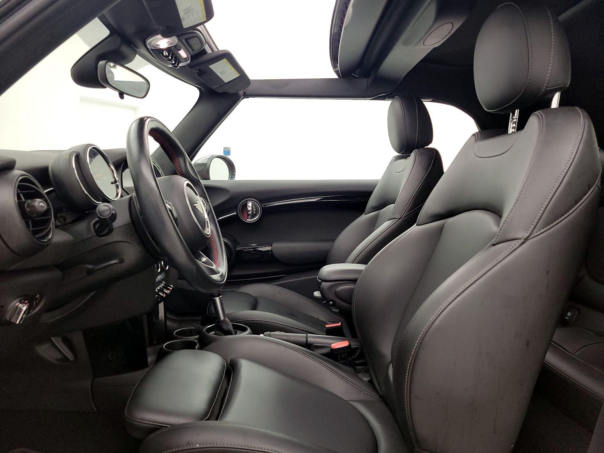 Thumbnail: 2019 MINI Cooper - 11