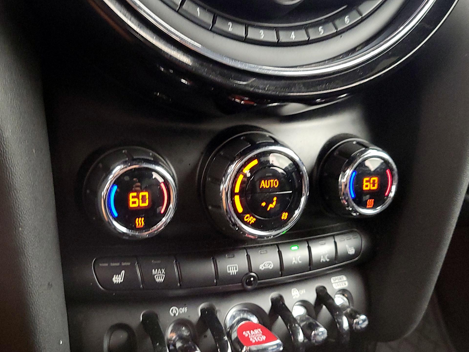 Thumbnail: 2019 MINI Cooper - 17
