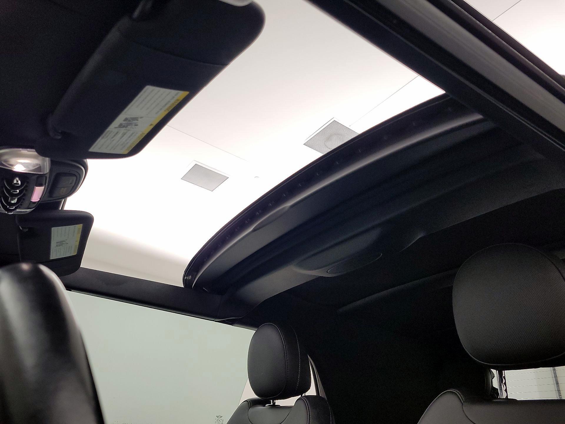 Thumbnail: 2019 MINI Cooper - 20