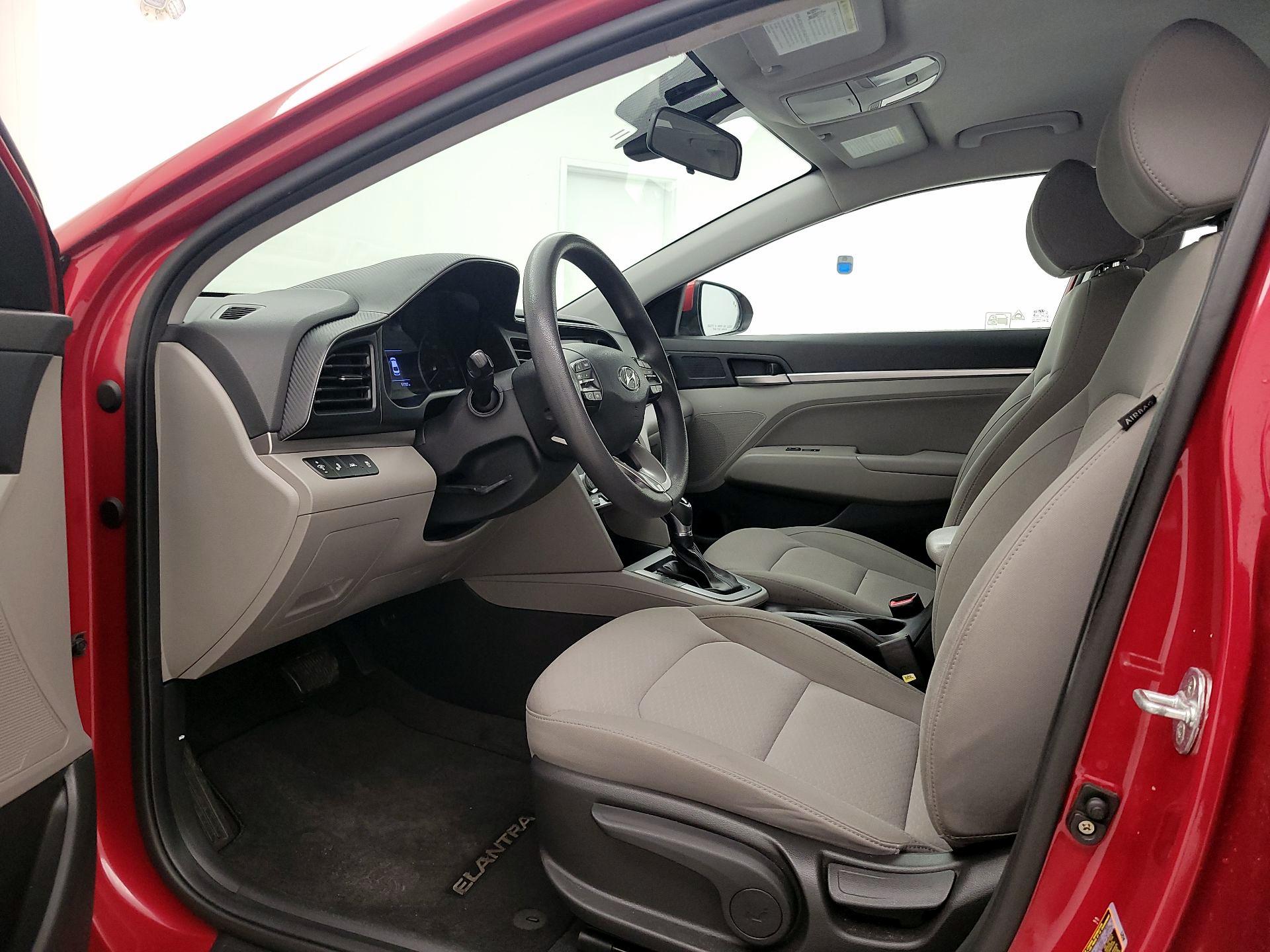 Thumbnail: 2020 Hyundai Elantra - 11