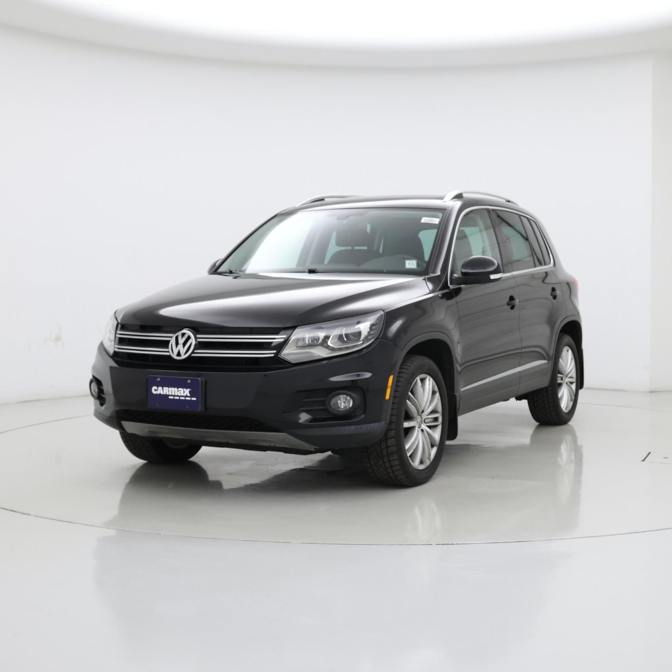 Thumbnail: 2016 Volkswagen Tiguan - 4