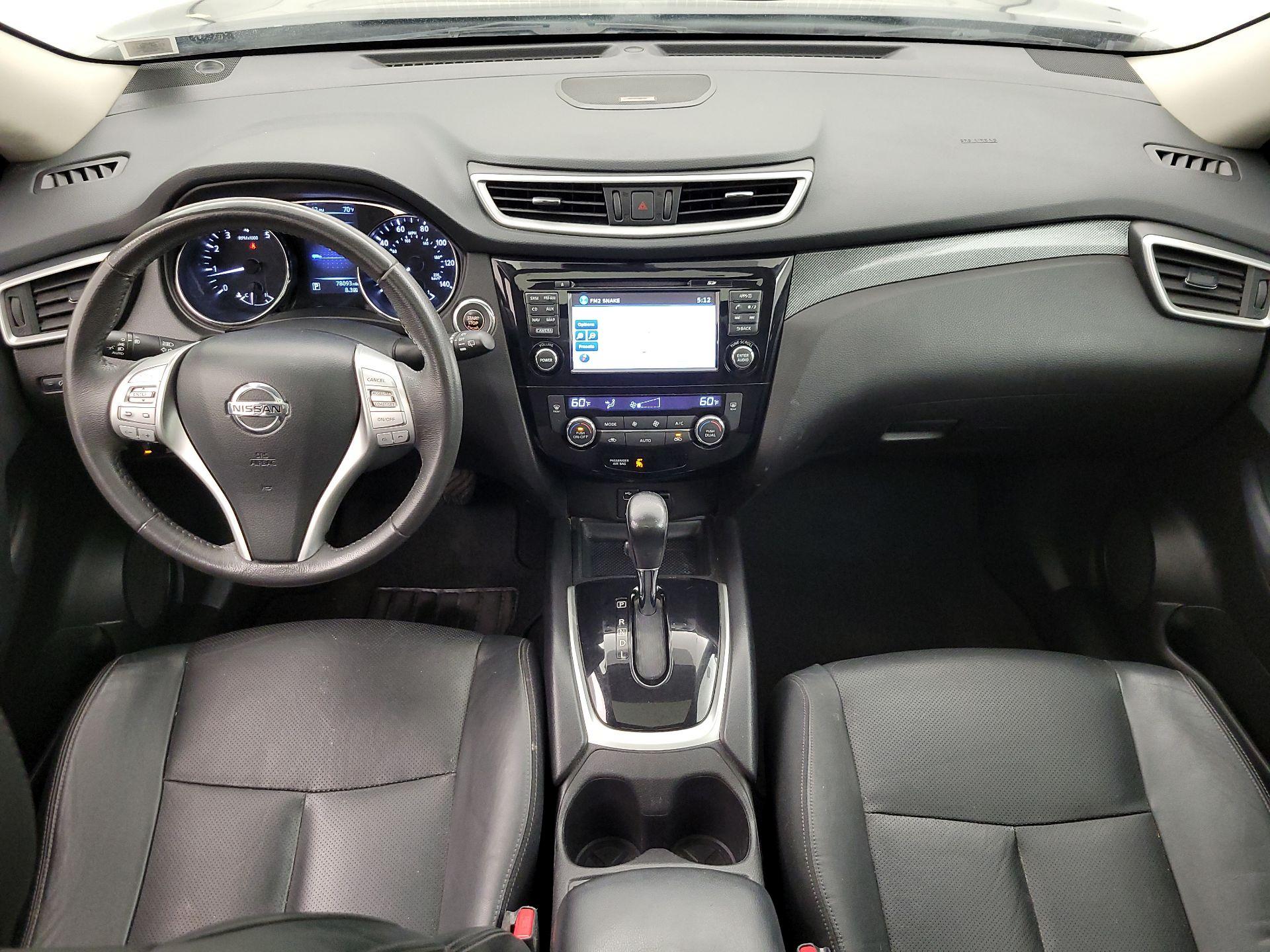 Thumbnail: 2015 Nissan Rogue - 9
