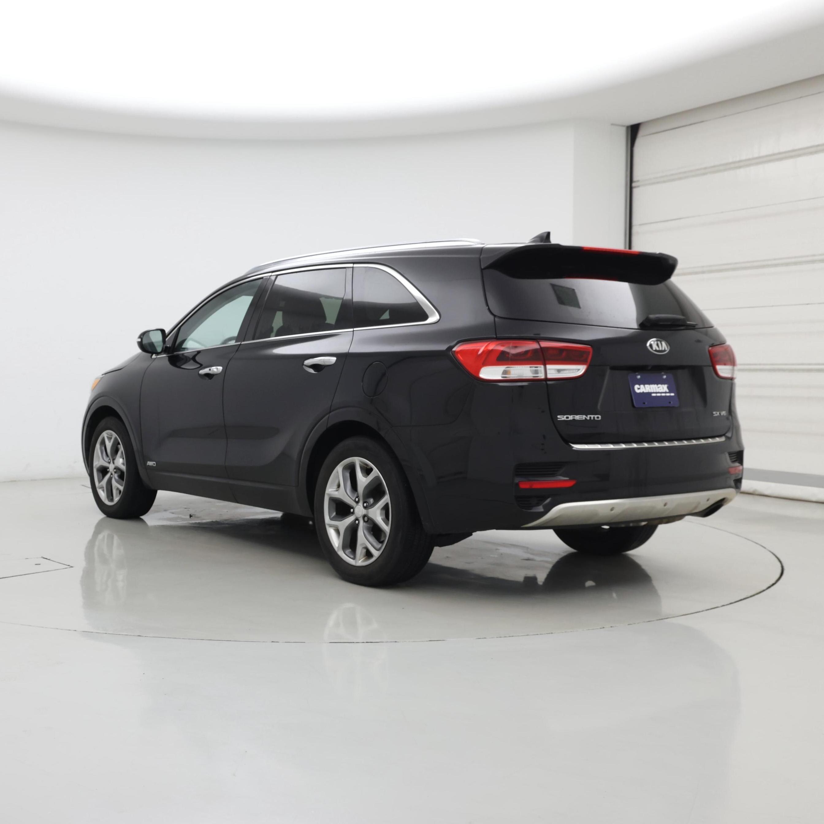 Thumbnail: 2017 Kia Sorento - 2