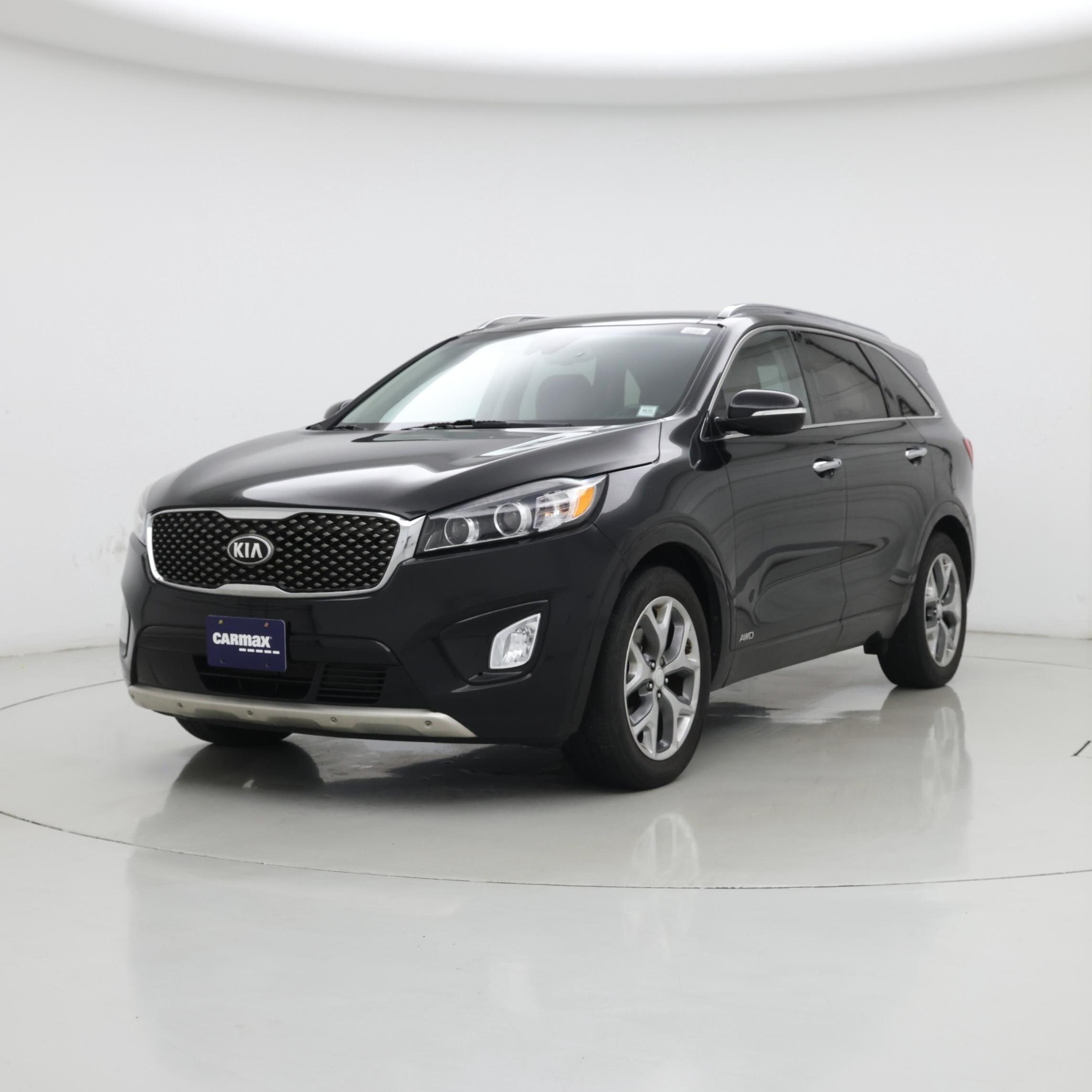 Thumbnail: 2017 Kia Sorento - 4