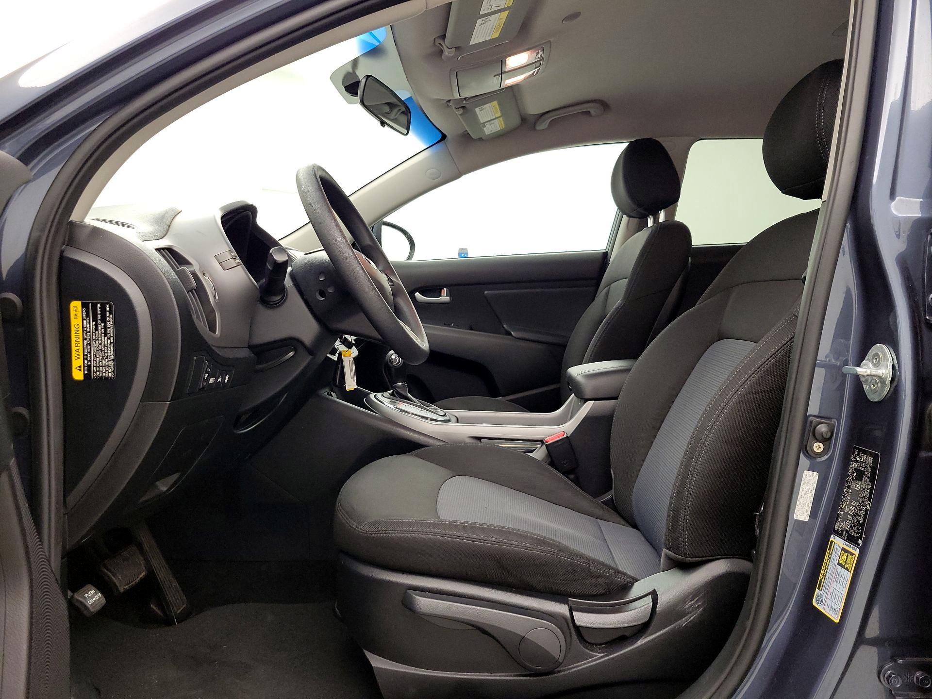 Thumbnail: 2016 Kia Sportage - 11