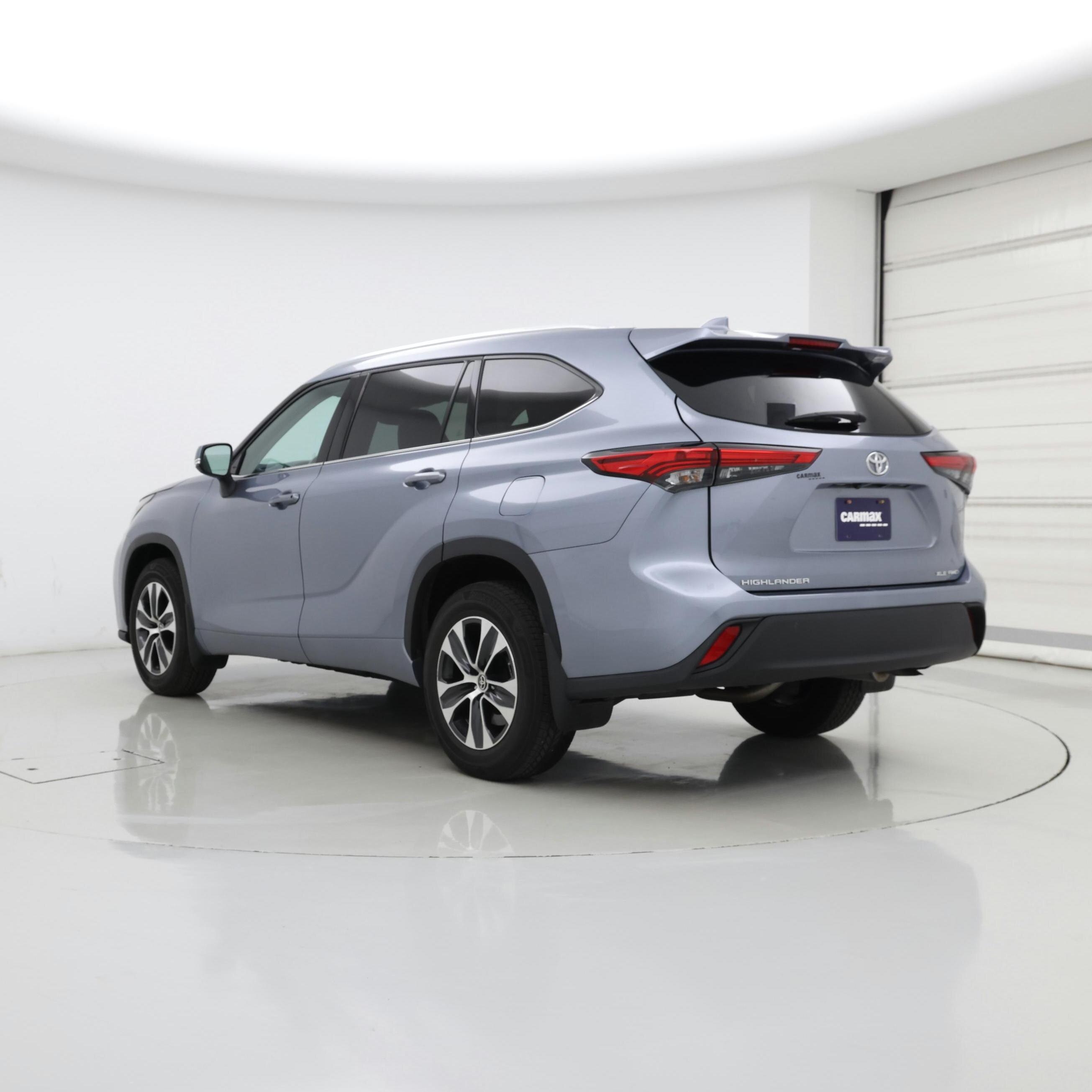 Thumbnail: 2021 Toyota Highlander - 2