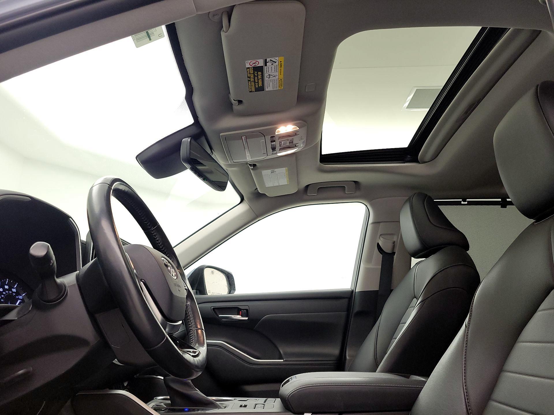 Thumbnail: 2021 Toyota Highlander - 19