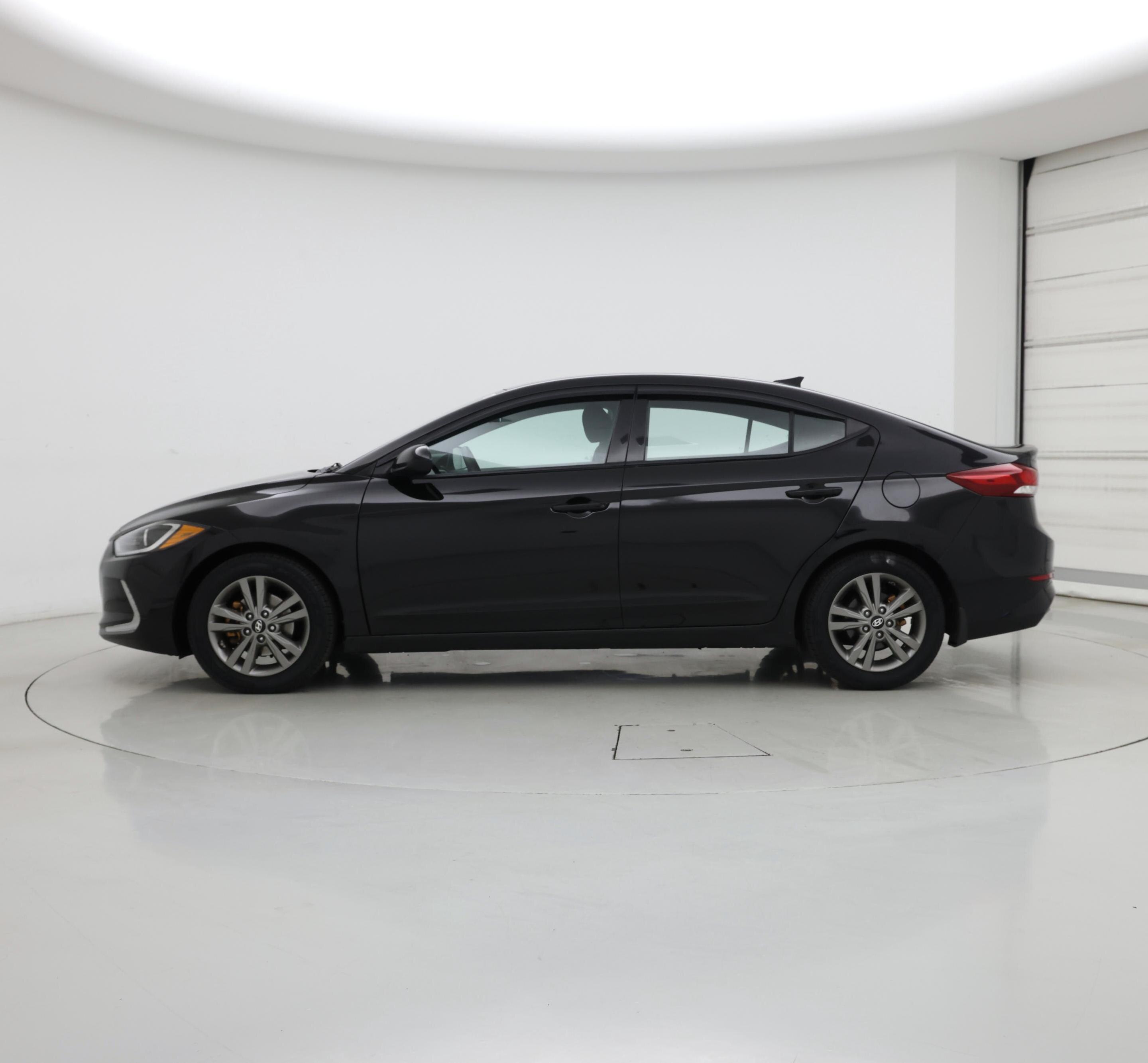 Thumbnail: 2018 Hyundai Elantra - 3