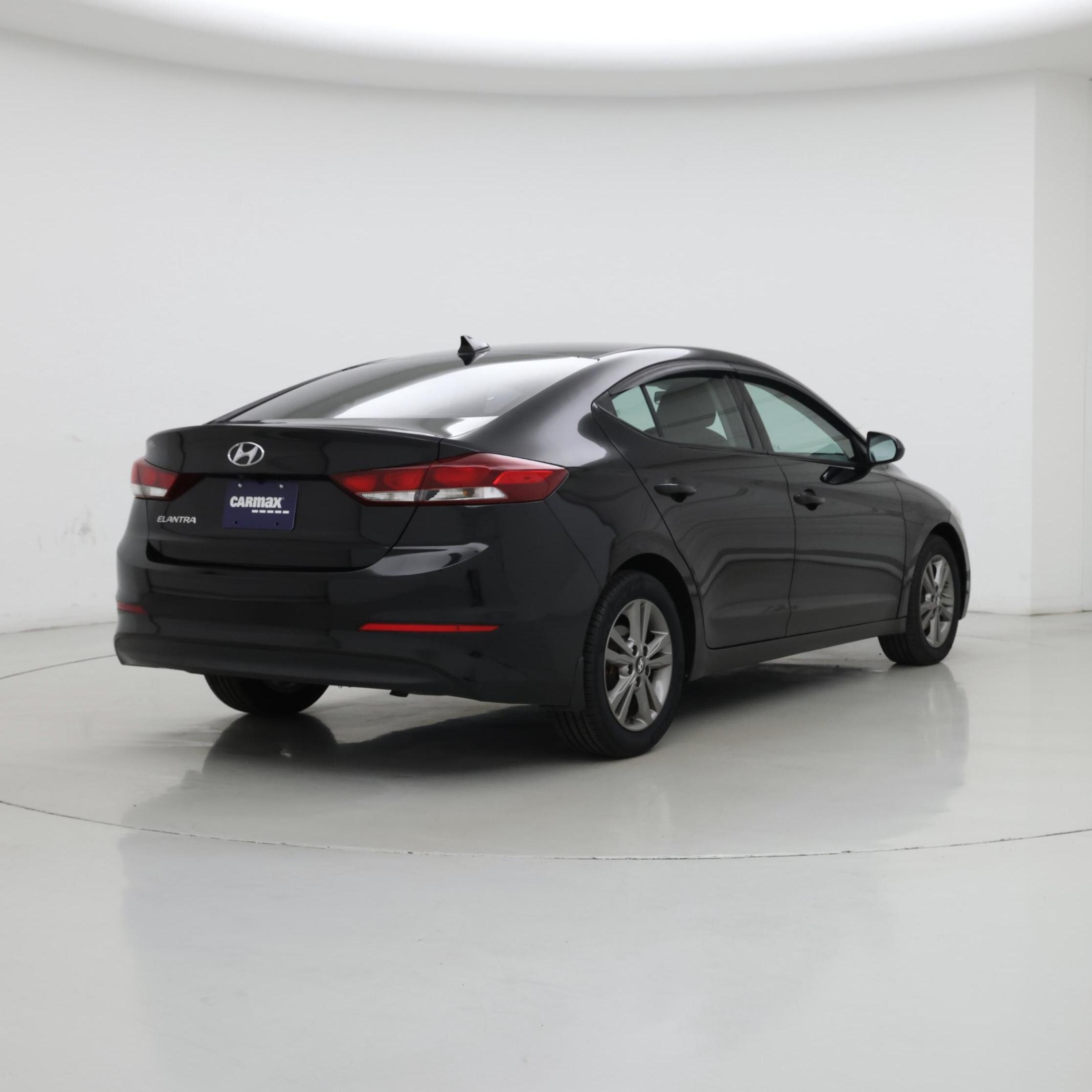Thumbnail: 2018 Hyundai Elantra - 8