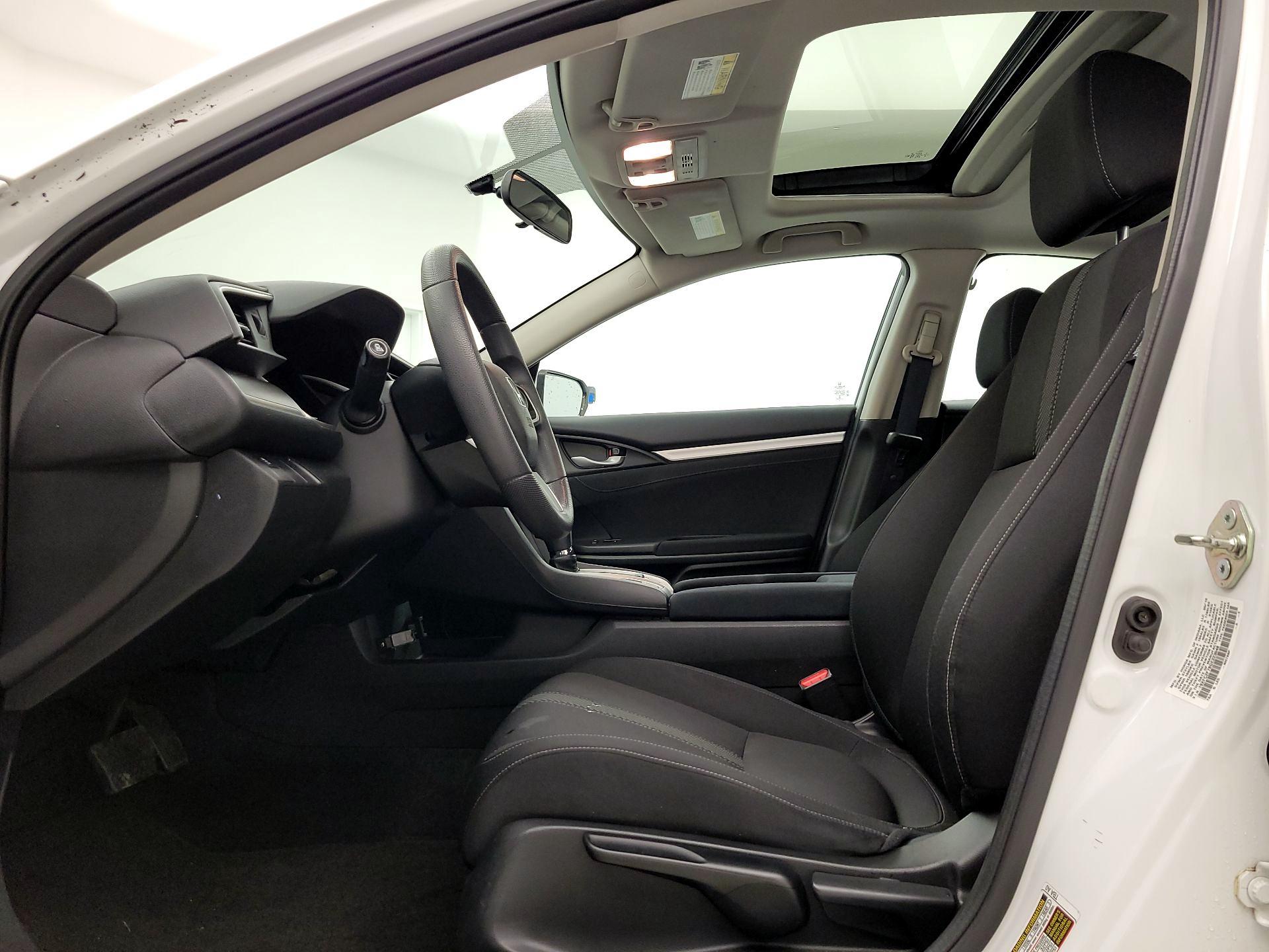 Thumbnail: 2016 Honda Civic - 11