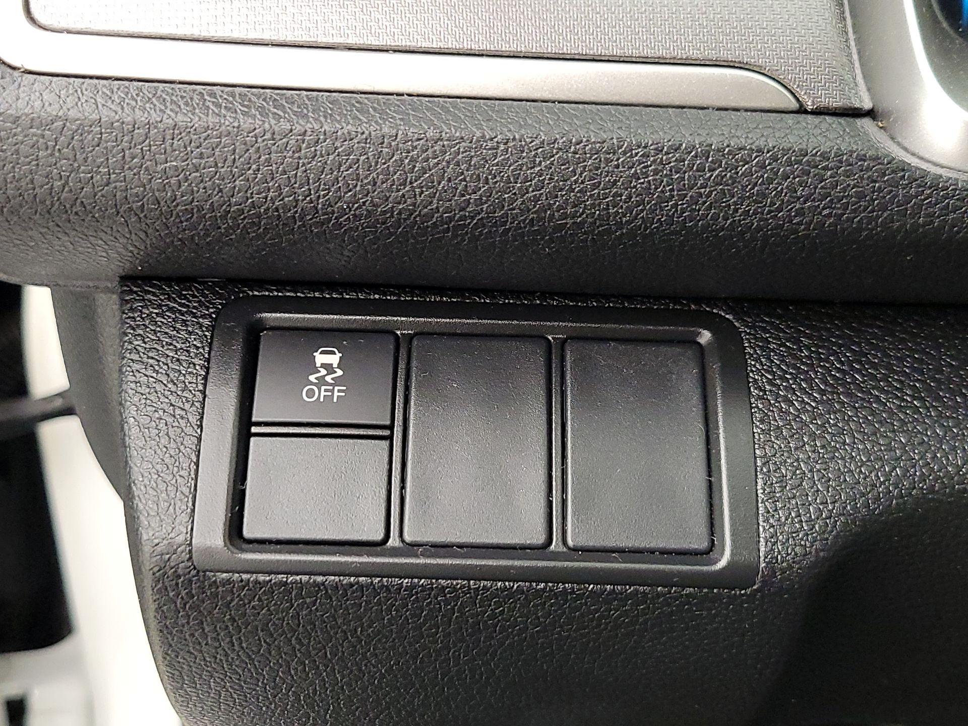 Thumbnail: 2016 Honda Civic - 13