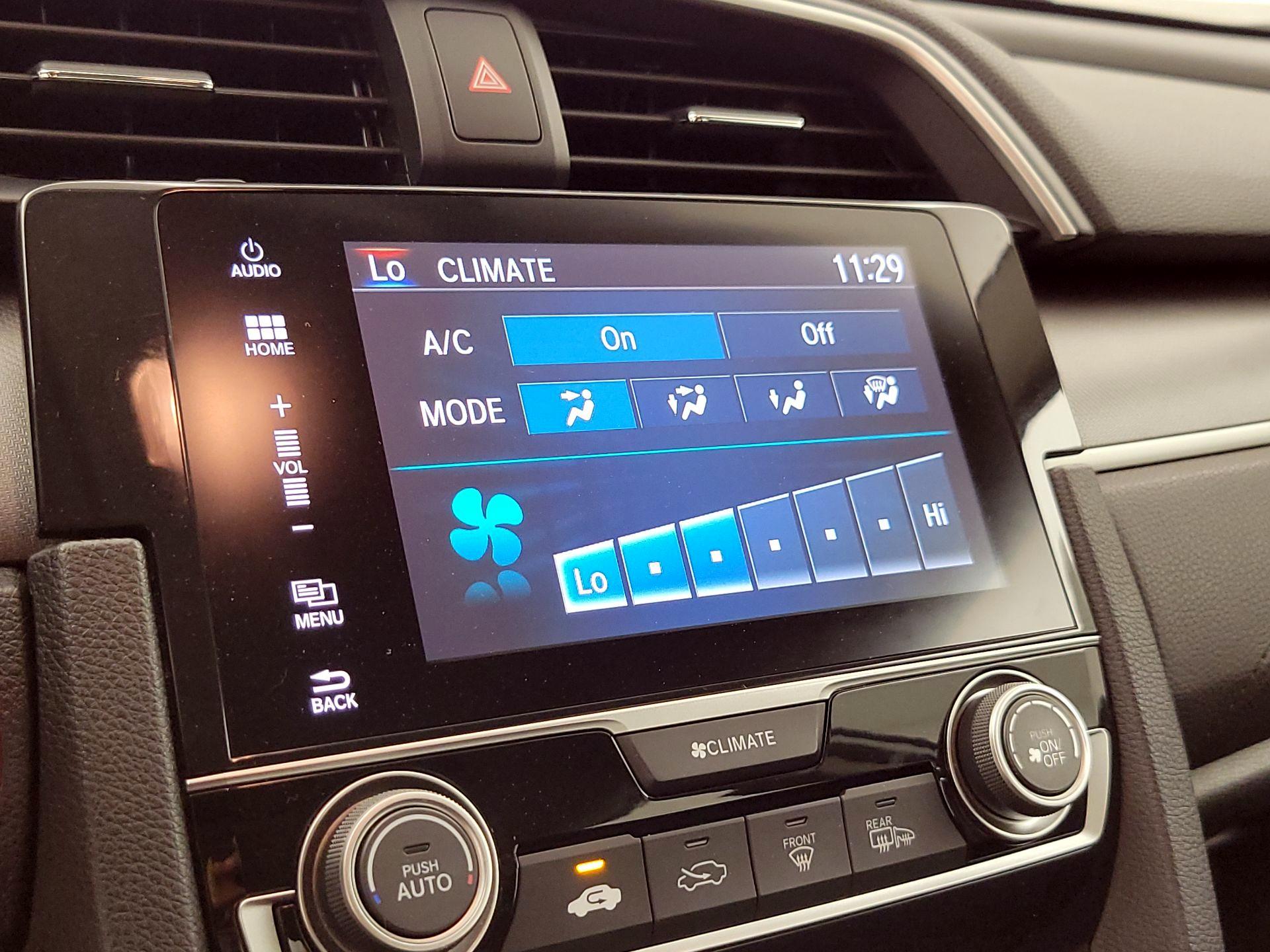 Thumbnail: 2016 Honda Civic - 16
