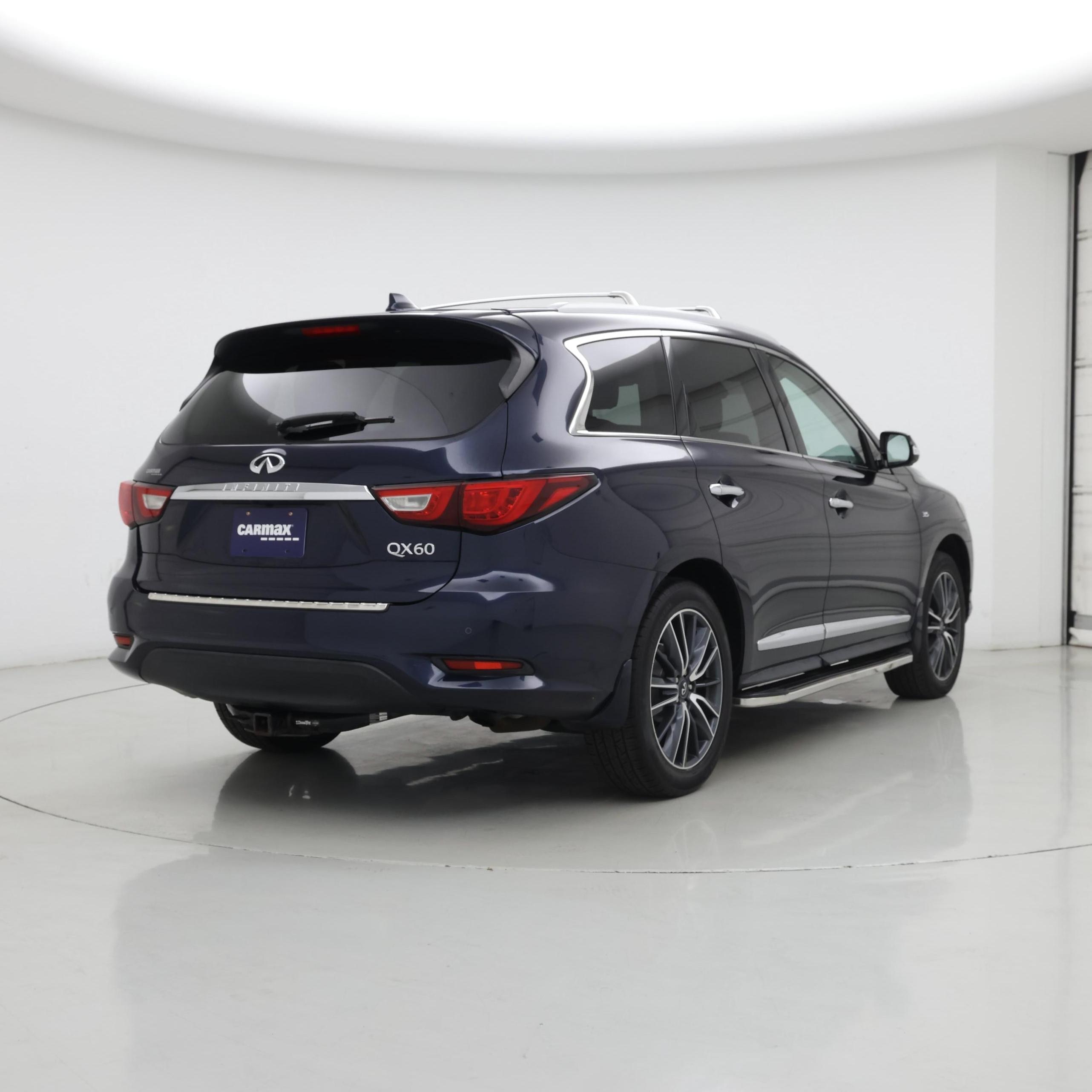 Thumbnail: 2017 INFINITI QX60 - 8