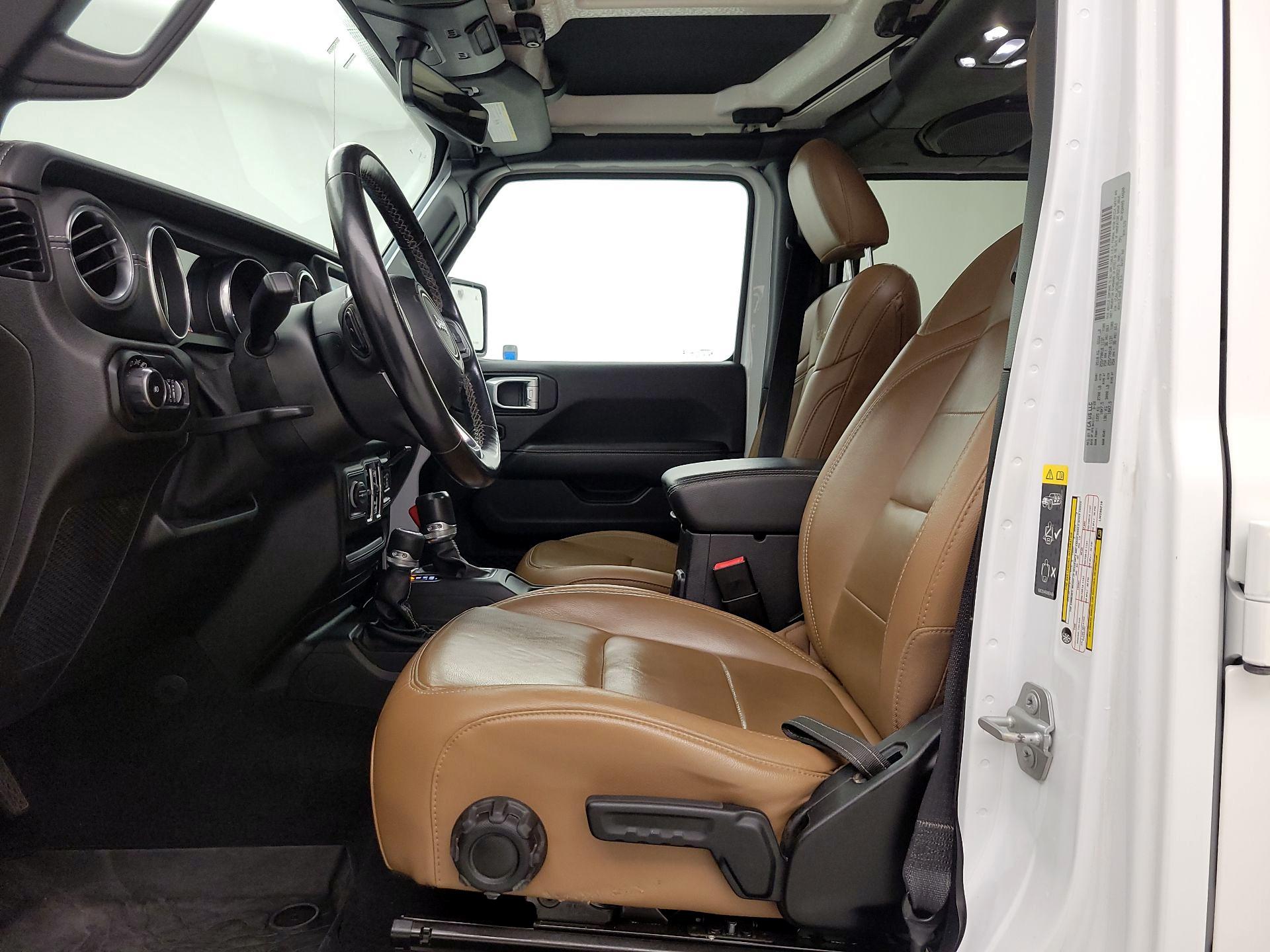 Thumbnail: 2020 Jeep Wrangler - 11