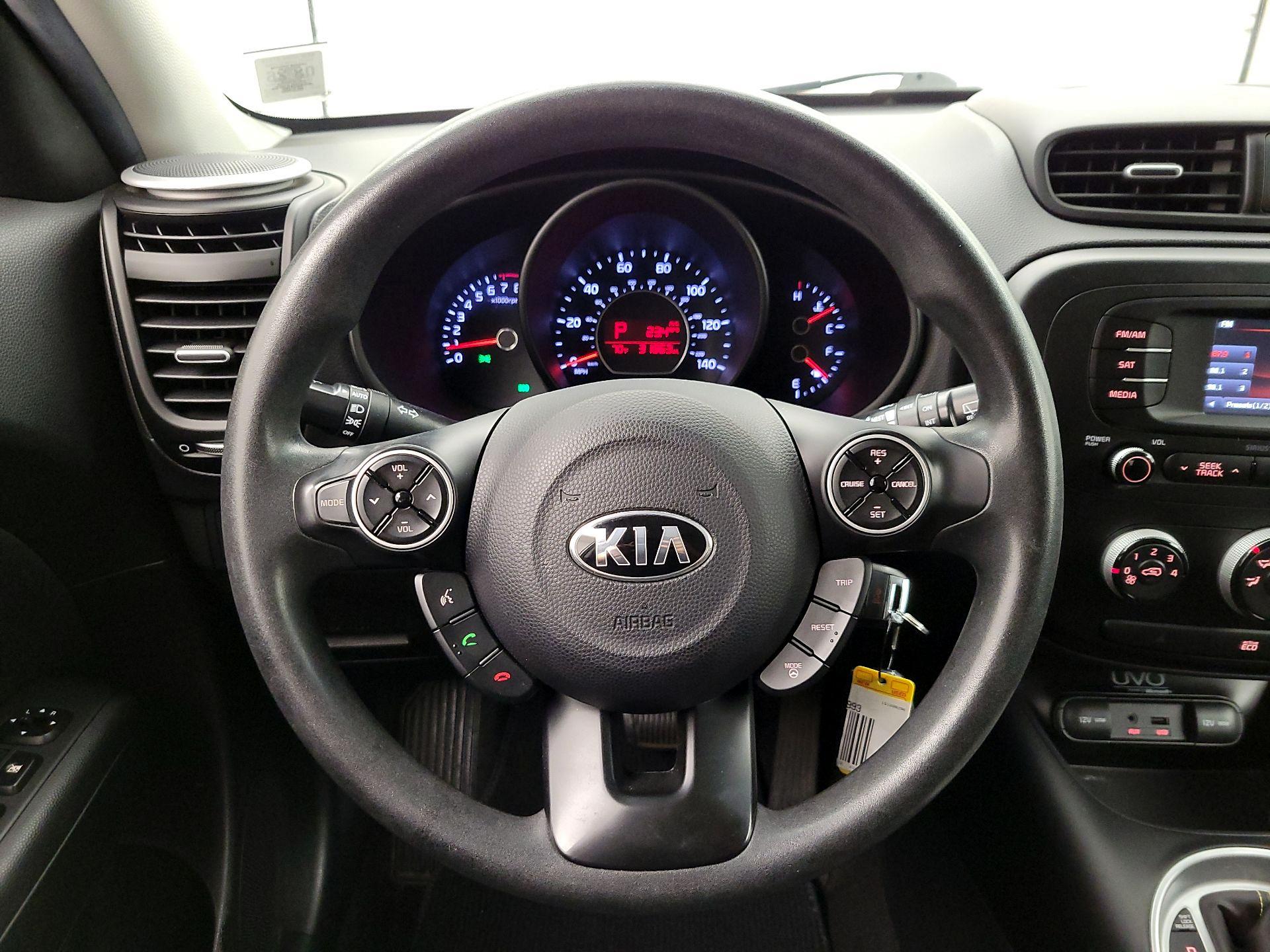 Thumbnail: 2015 Kia Soul - 10