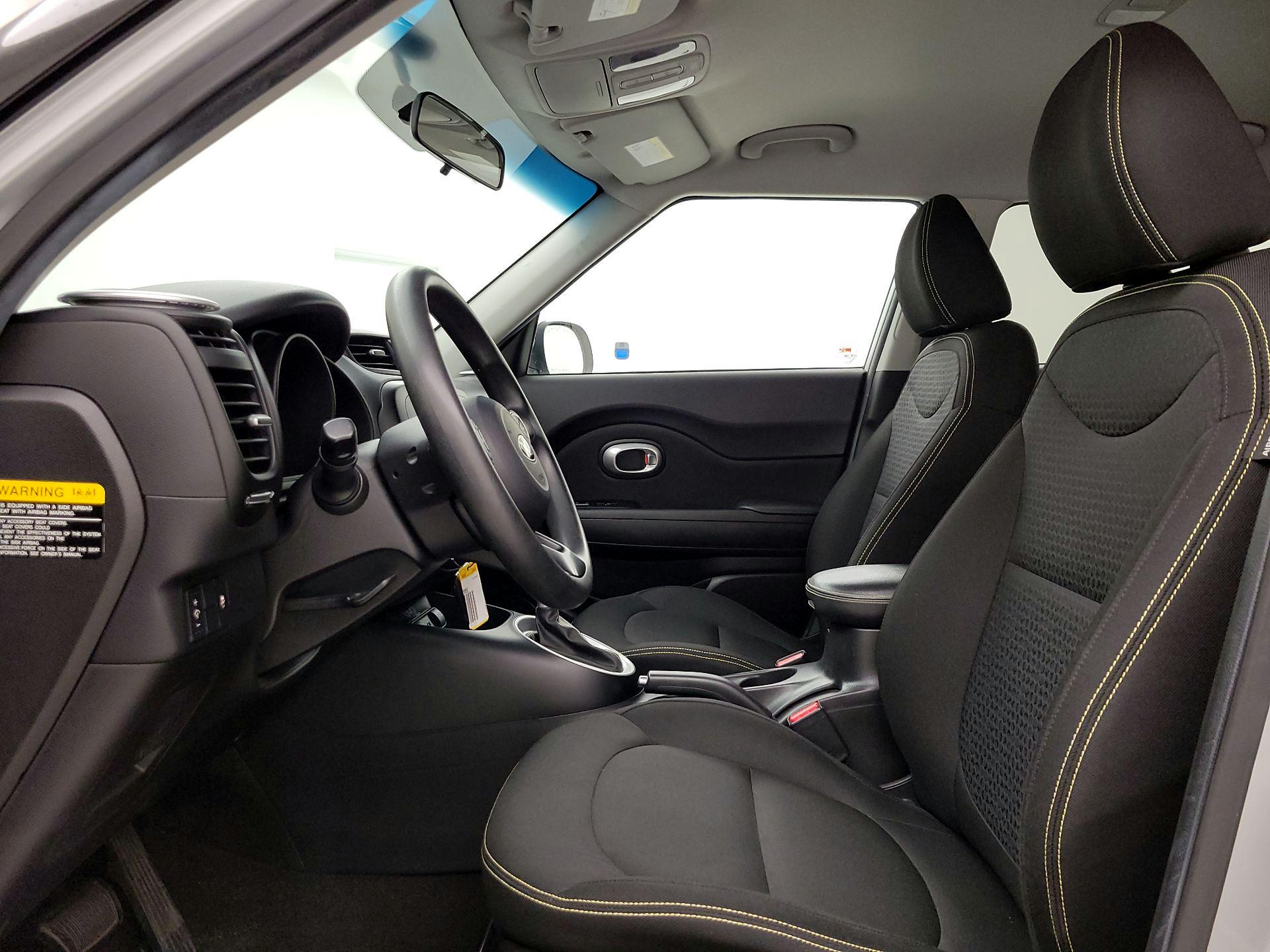 Thumbnail: 2015 Kia Soul - 11