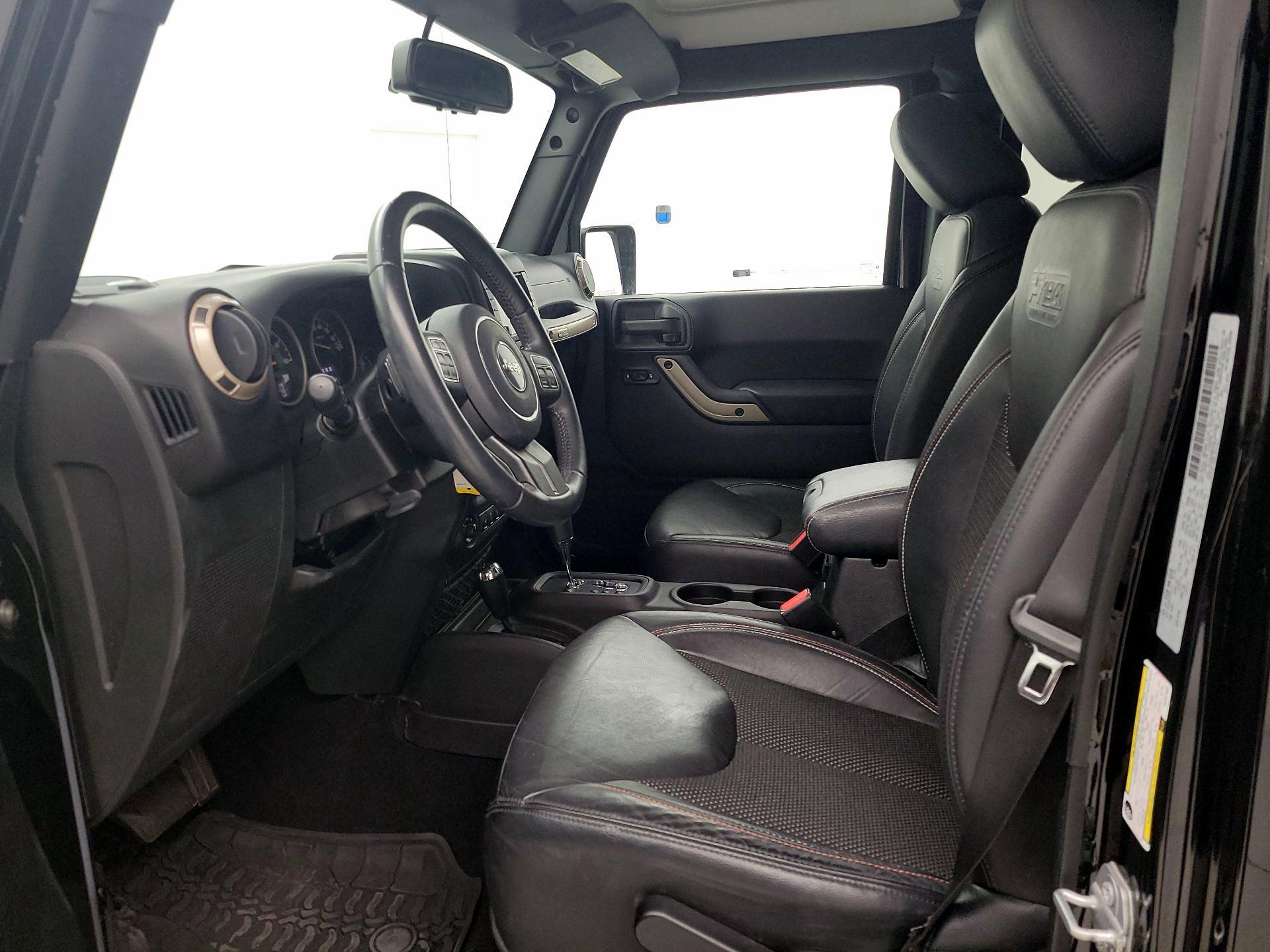 Thumbnail: 2016 Jeep Wrangler - 11