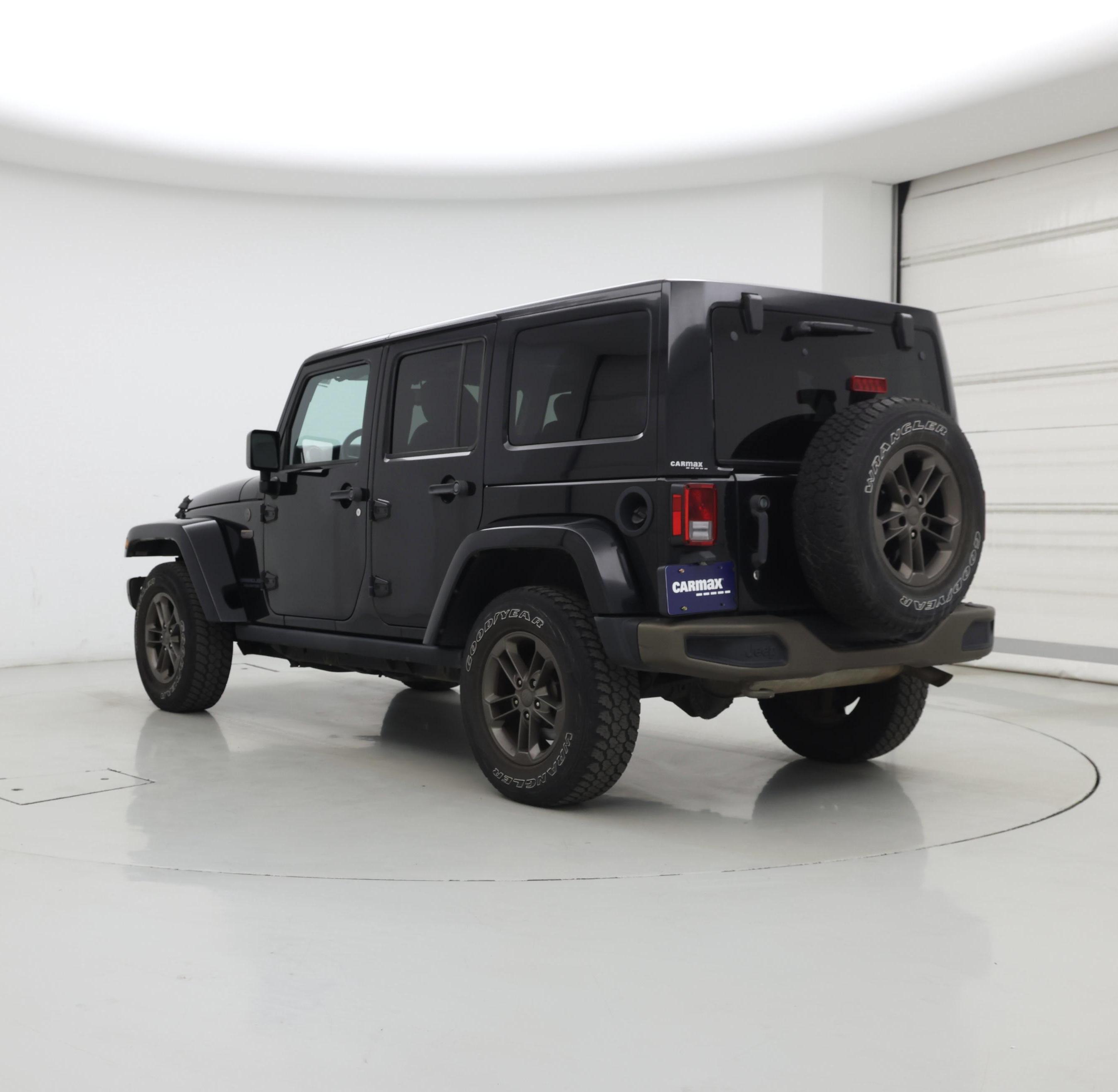 Thumbnail: 2016 Jeep Wrangler - 2