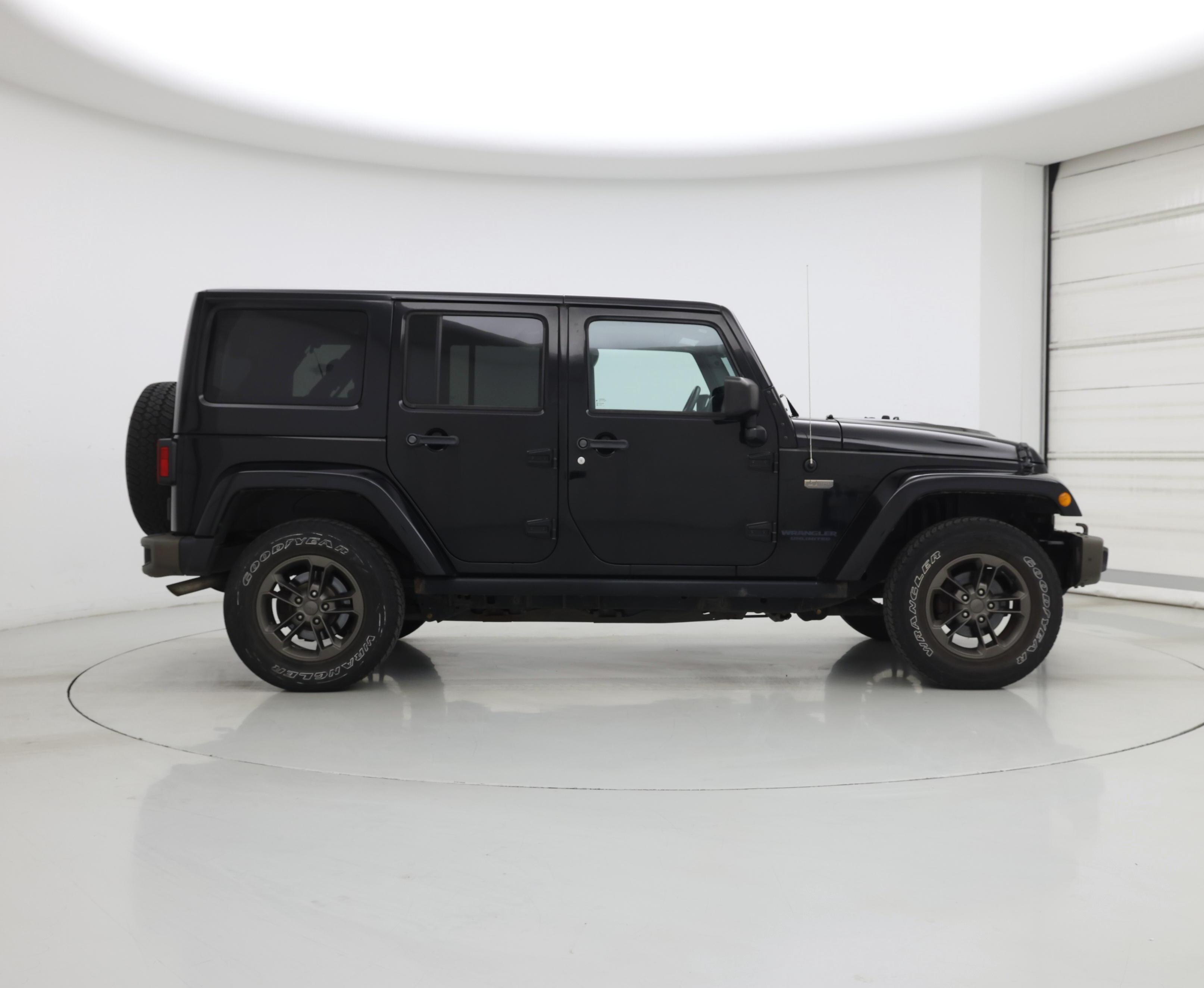 Thumbnail: 2016 Jeep Wrangler - 7