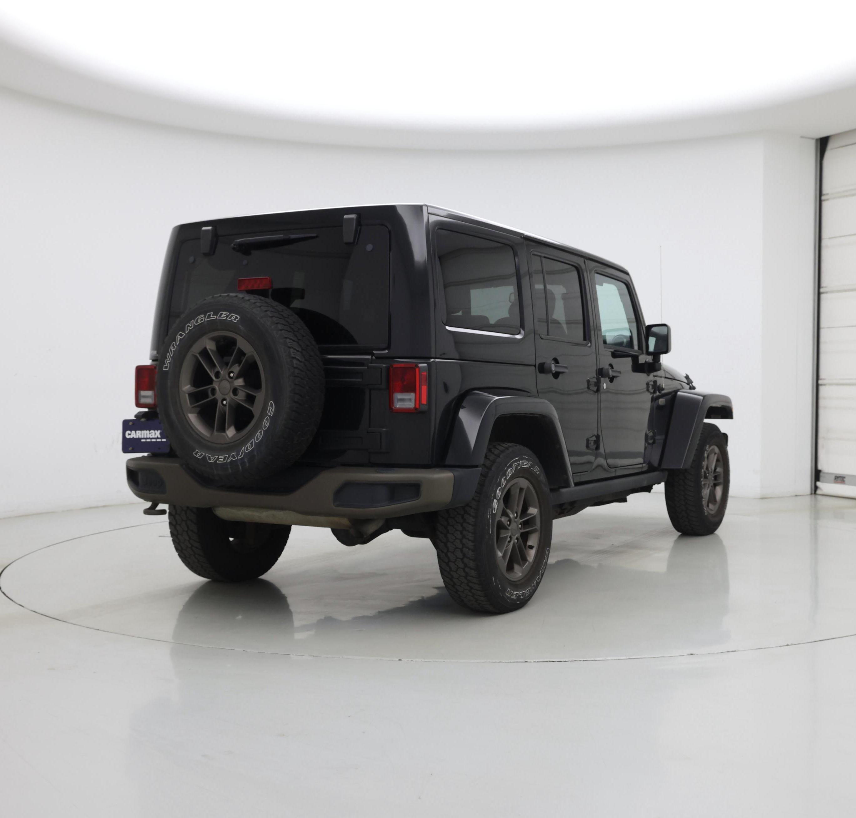 Thumbnail: 2016 Jeep Wrangler - 8