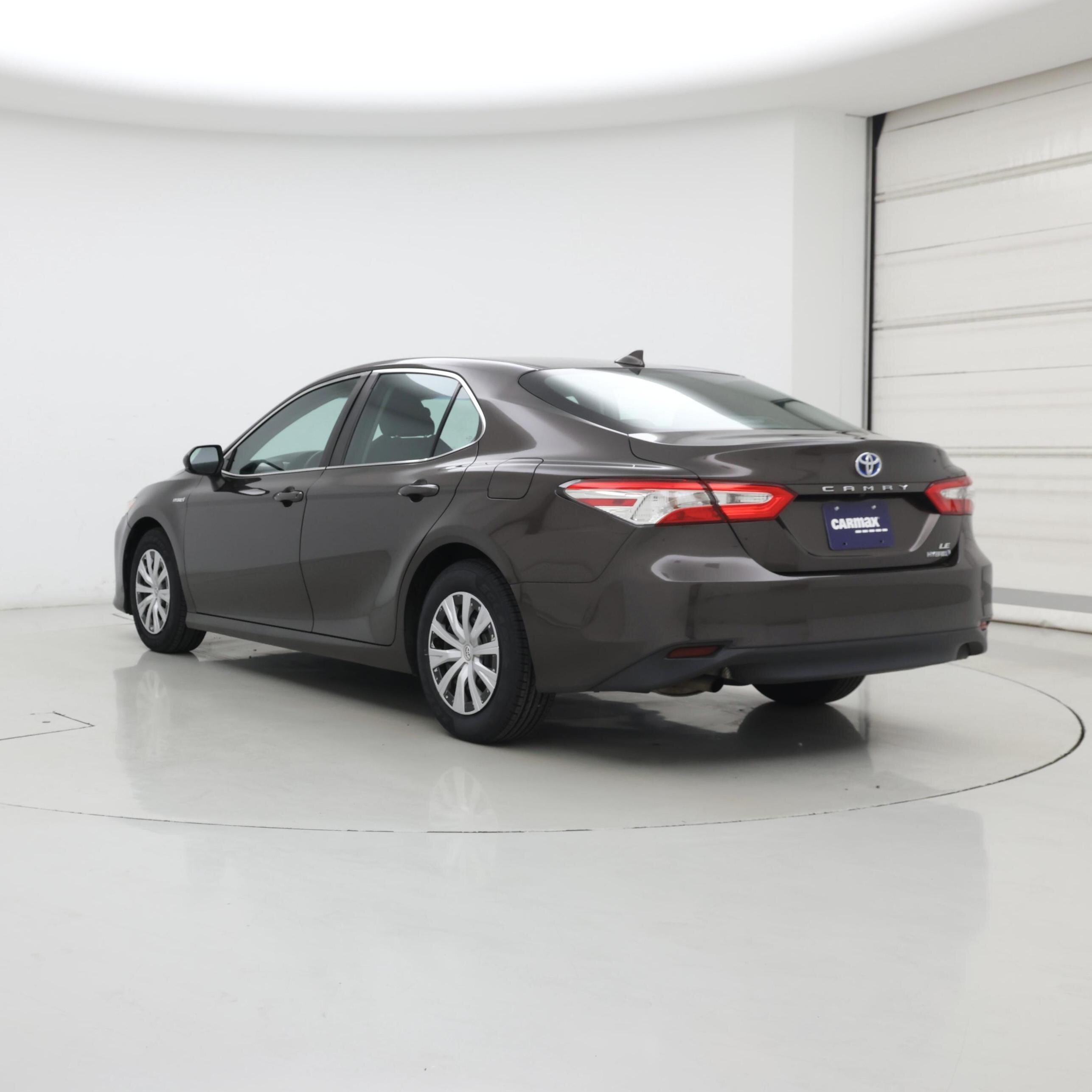 Thumbnail: 2019 Toyota Camry - 2