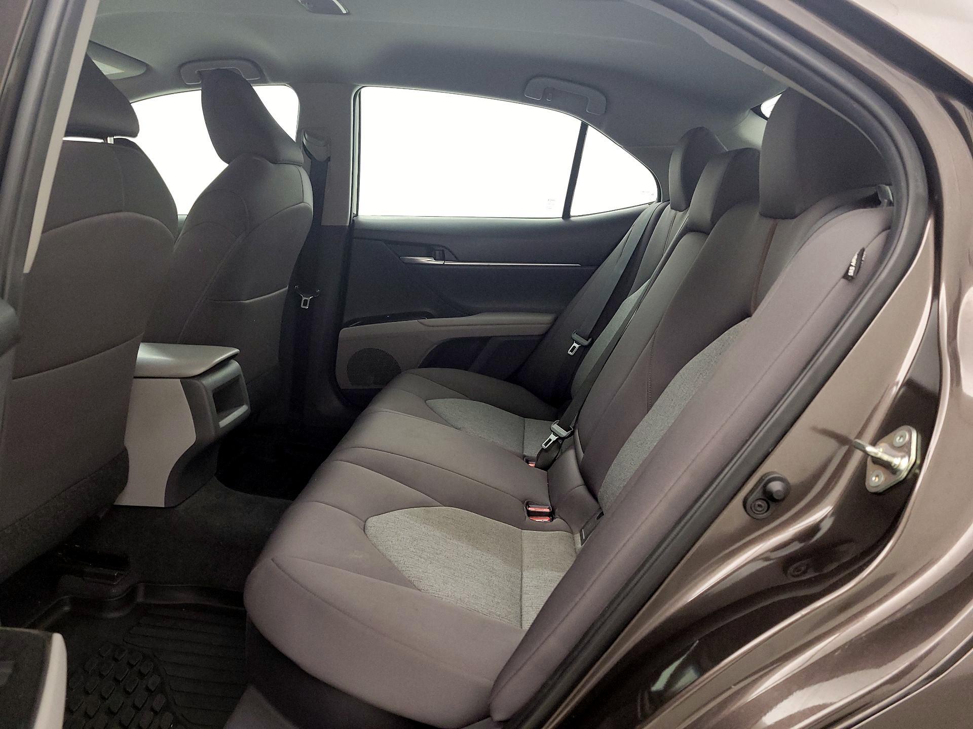 Thumbnail: 2019 Toyota Camry - 19