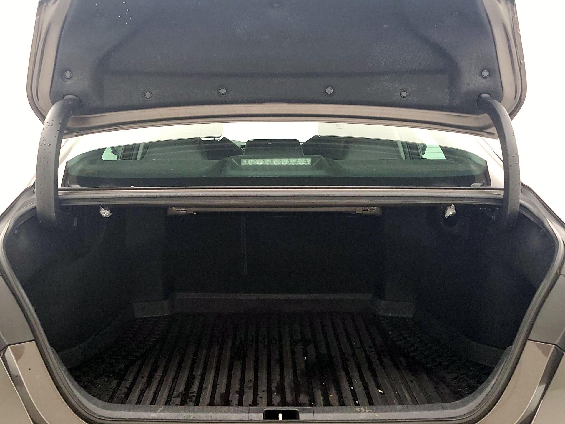 Thumbnail: 2019 Toyota Camry - 20