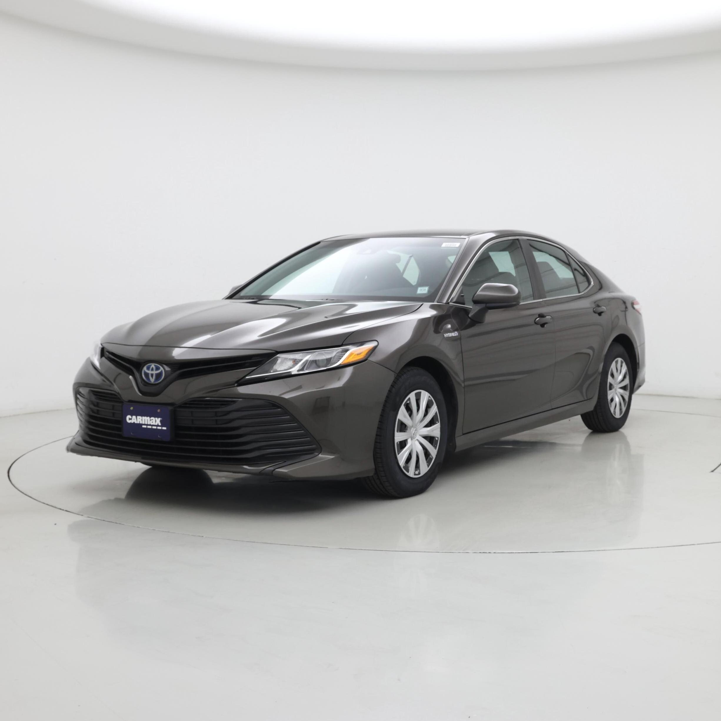 Thumbnail: 2019 Toyota Camry - 4