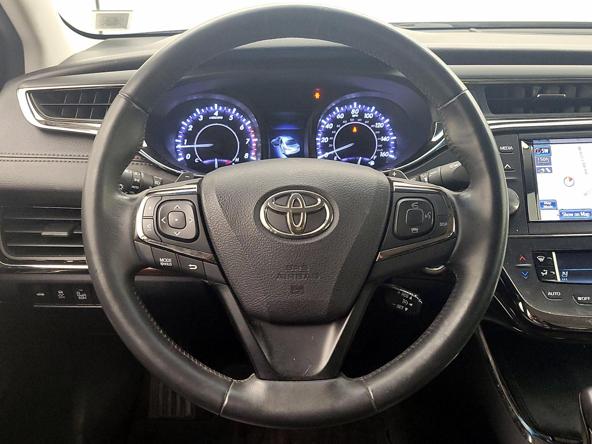 Thumbnail: 2014 Toyota Avalon - 10